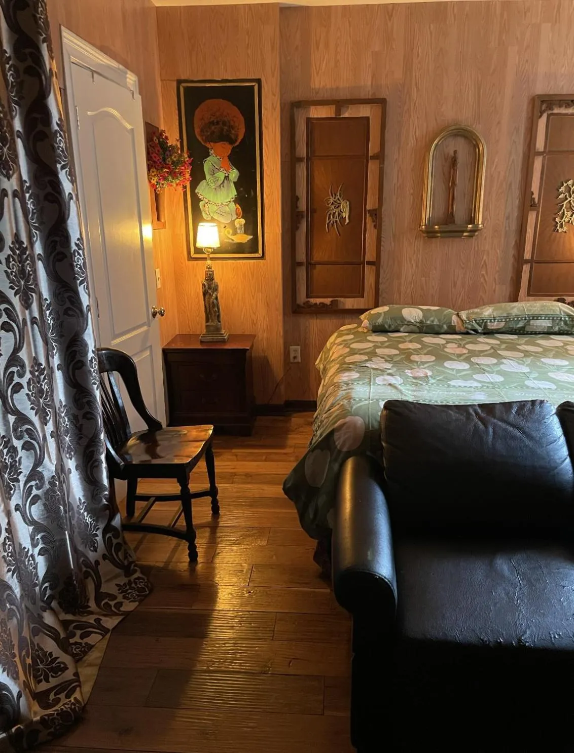 Bed in NYC Townhouse Apartment