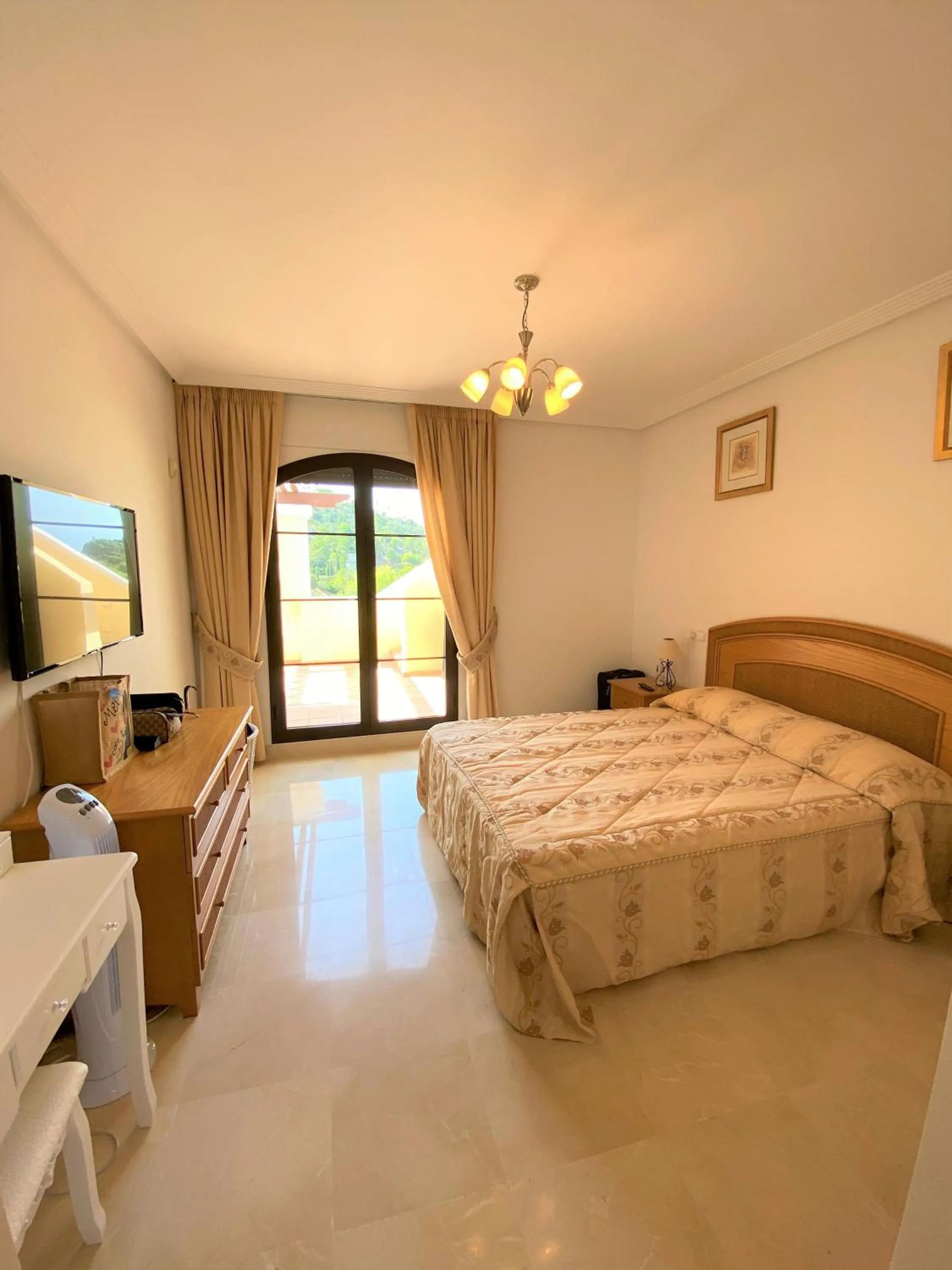 Photo of the whole room, Bed in LOS ARQUEROS GOLF APARTMENTS