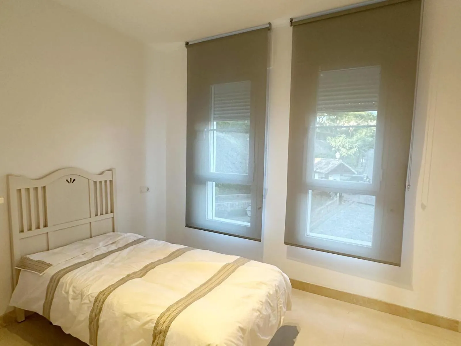 Bed in LOS ARQUEROS GOLF APARTMENTS