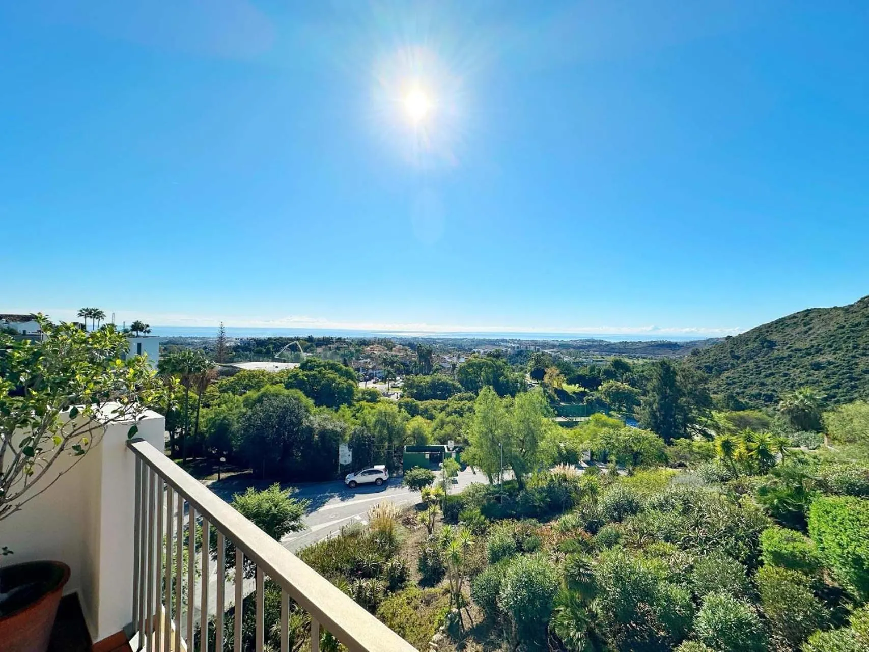LOS ARQUEROS GOLF APARTMENTS