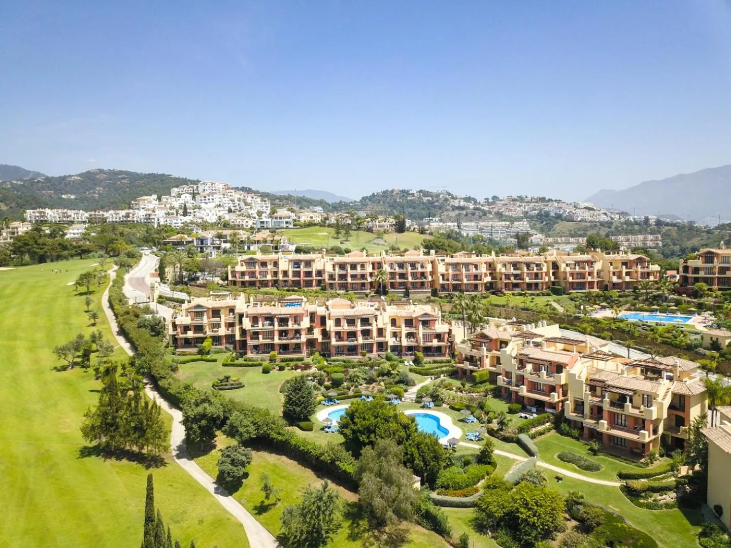 Natural landscape in LOS ARQUEROS GOLF APARTMENTS