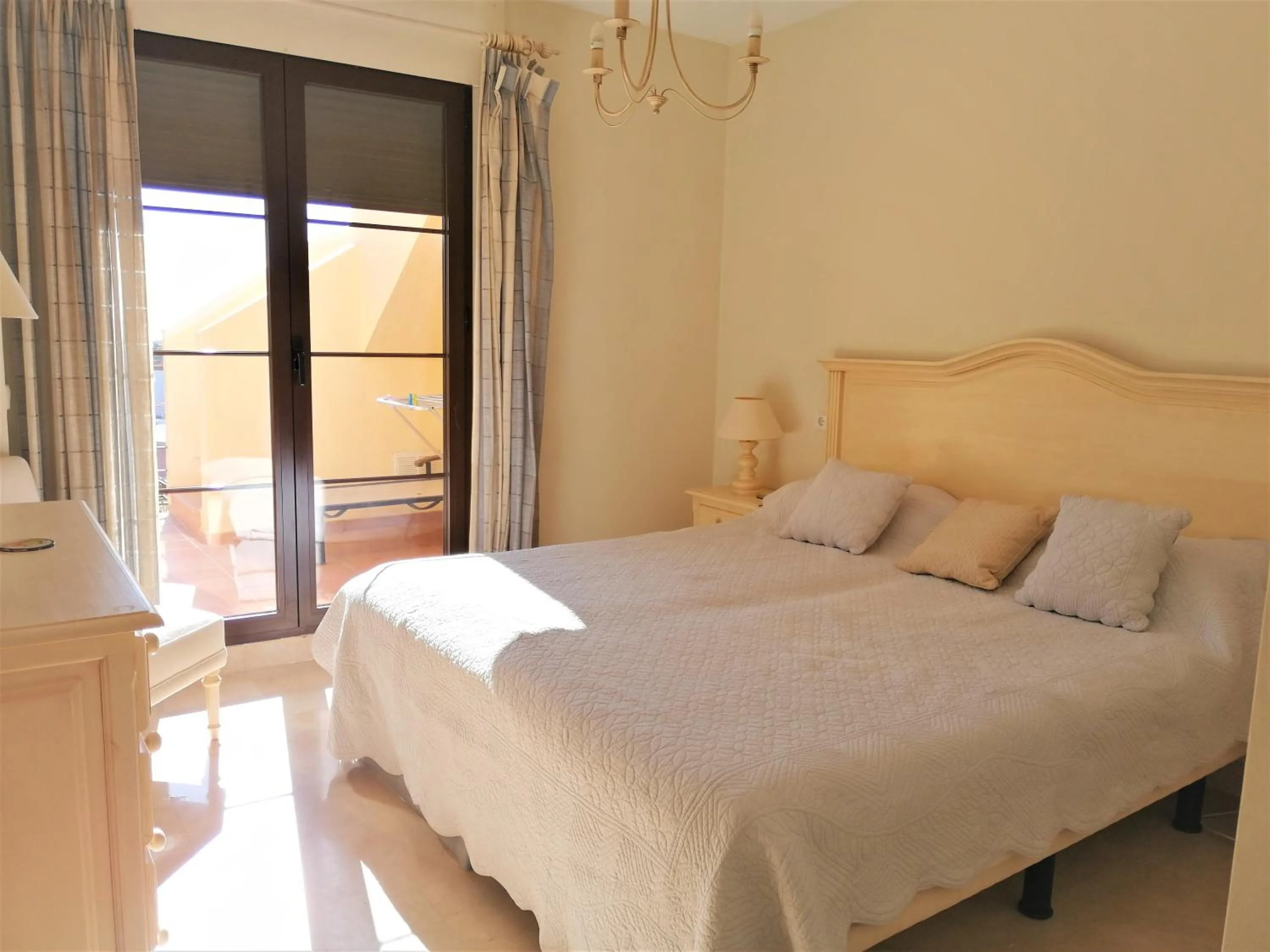 Photo of the whole room, Bed in LOS ARQUEROS GOLF APARTMENTS
