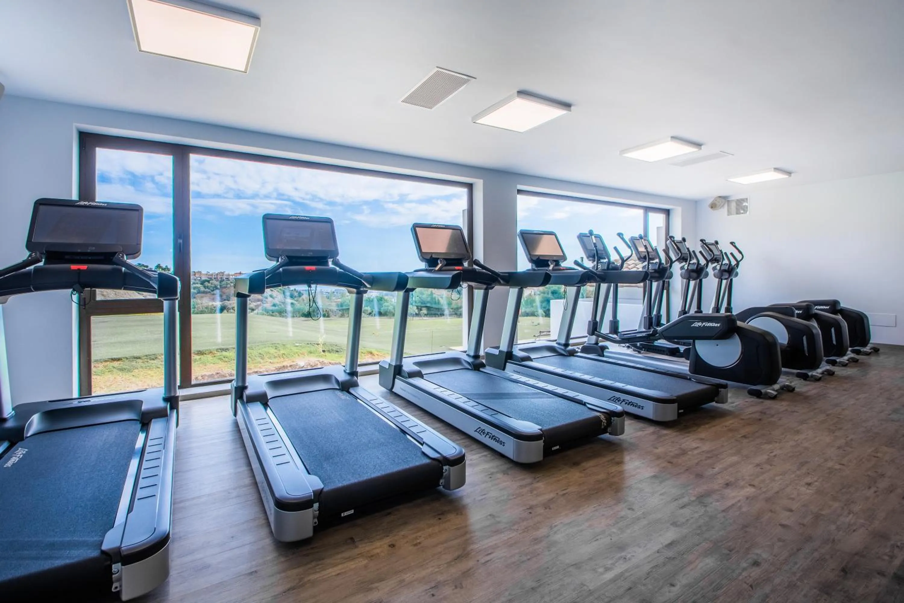 Fitness centre/facilities in LOS ARQUEROS GOLF APARTMENTS