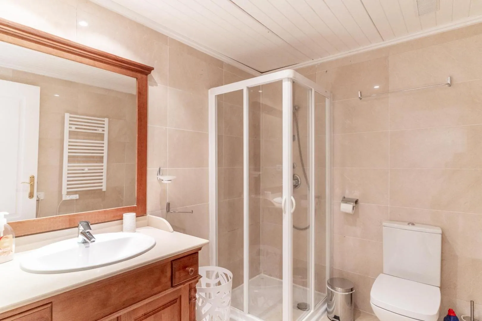 Bathroom in LOS ARQUEROS GOLF APARTMENTS