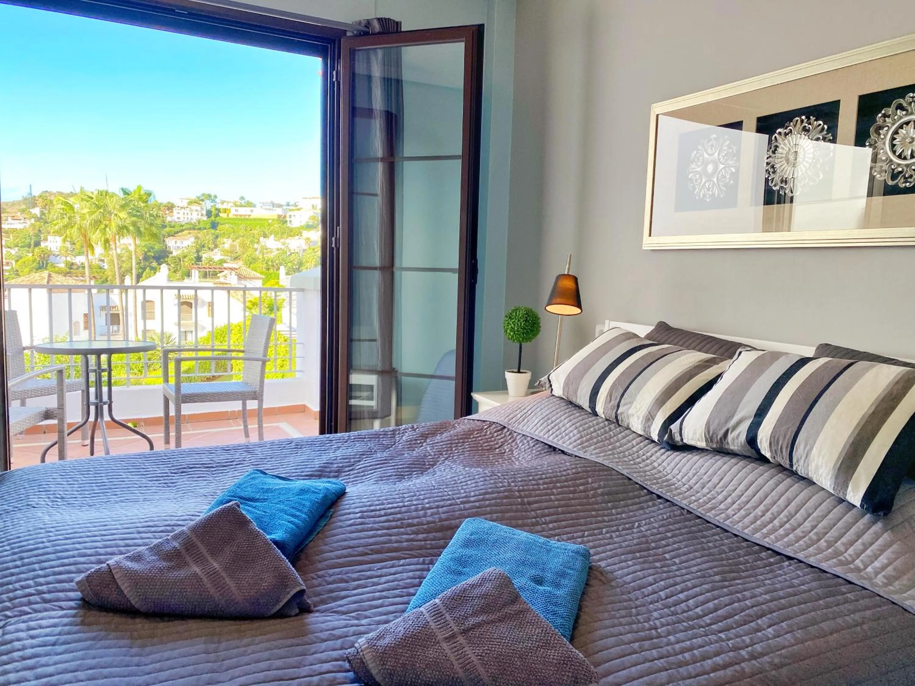 Bedroom, Bed in LOS ARQUEROS GOLF APARTMENTS