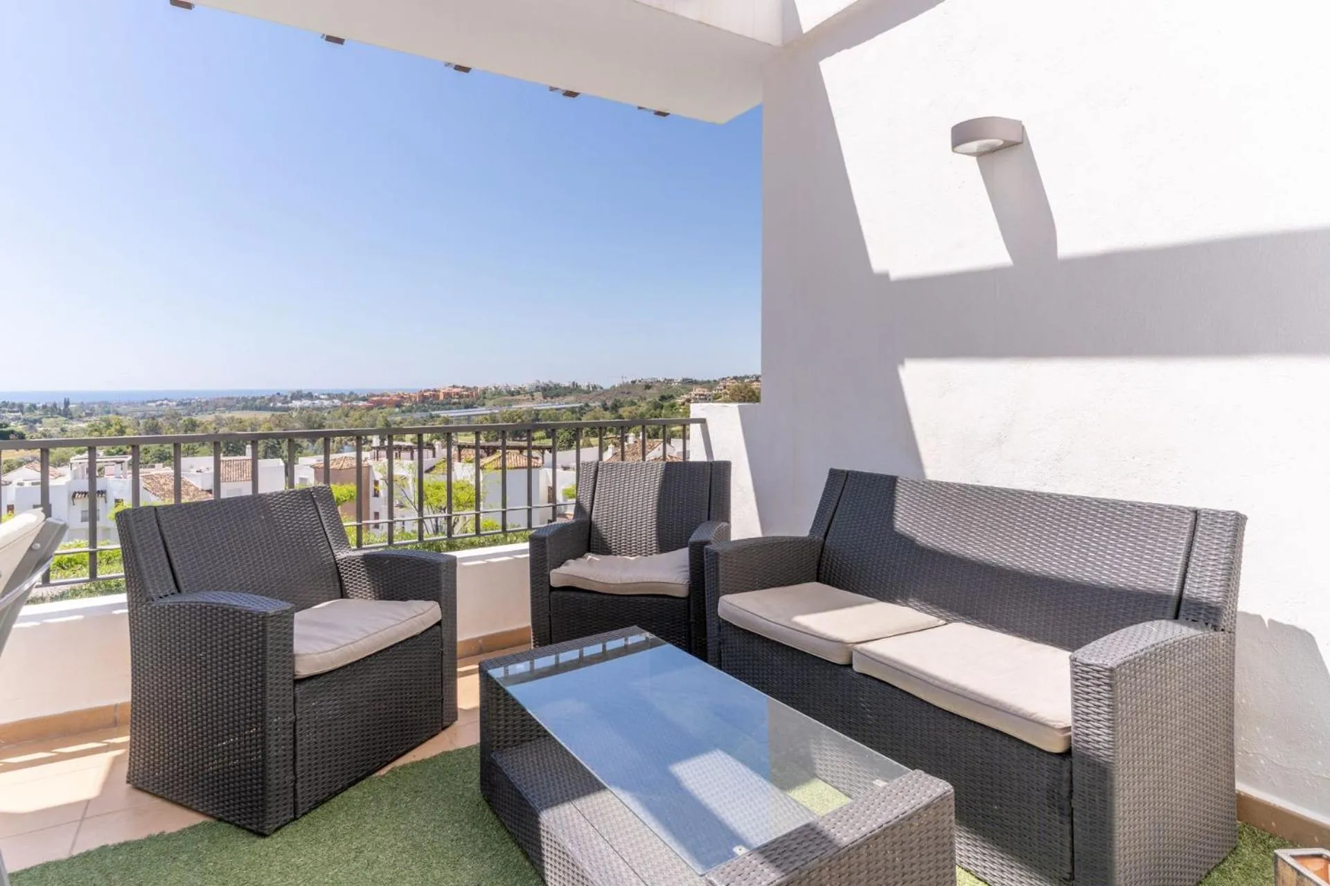 LOS ARQUEROS GOLF APARTMENTS