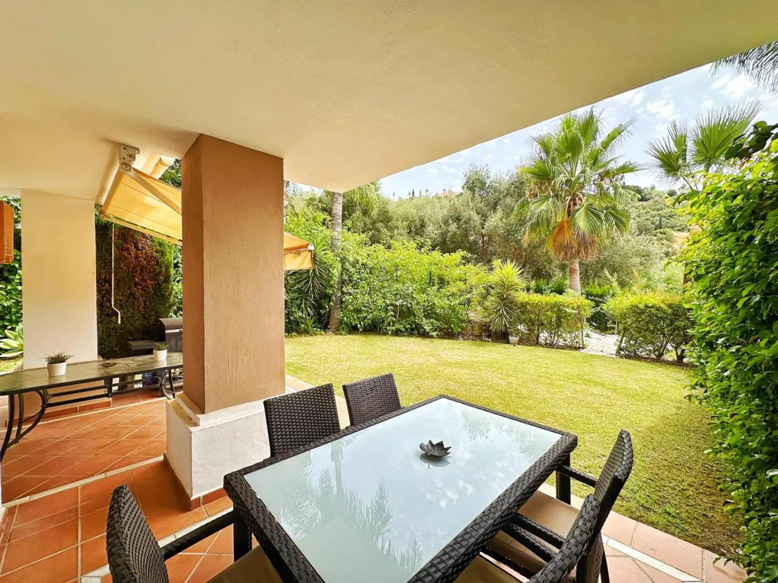 LOS ARQUEROS GOLF APARTMENTS