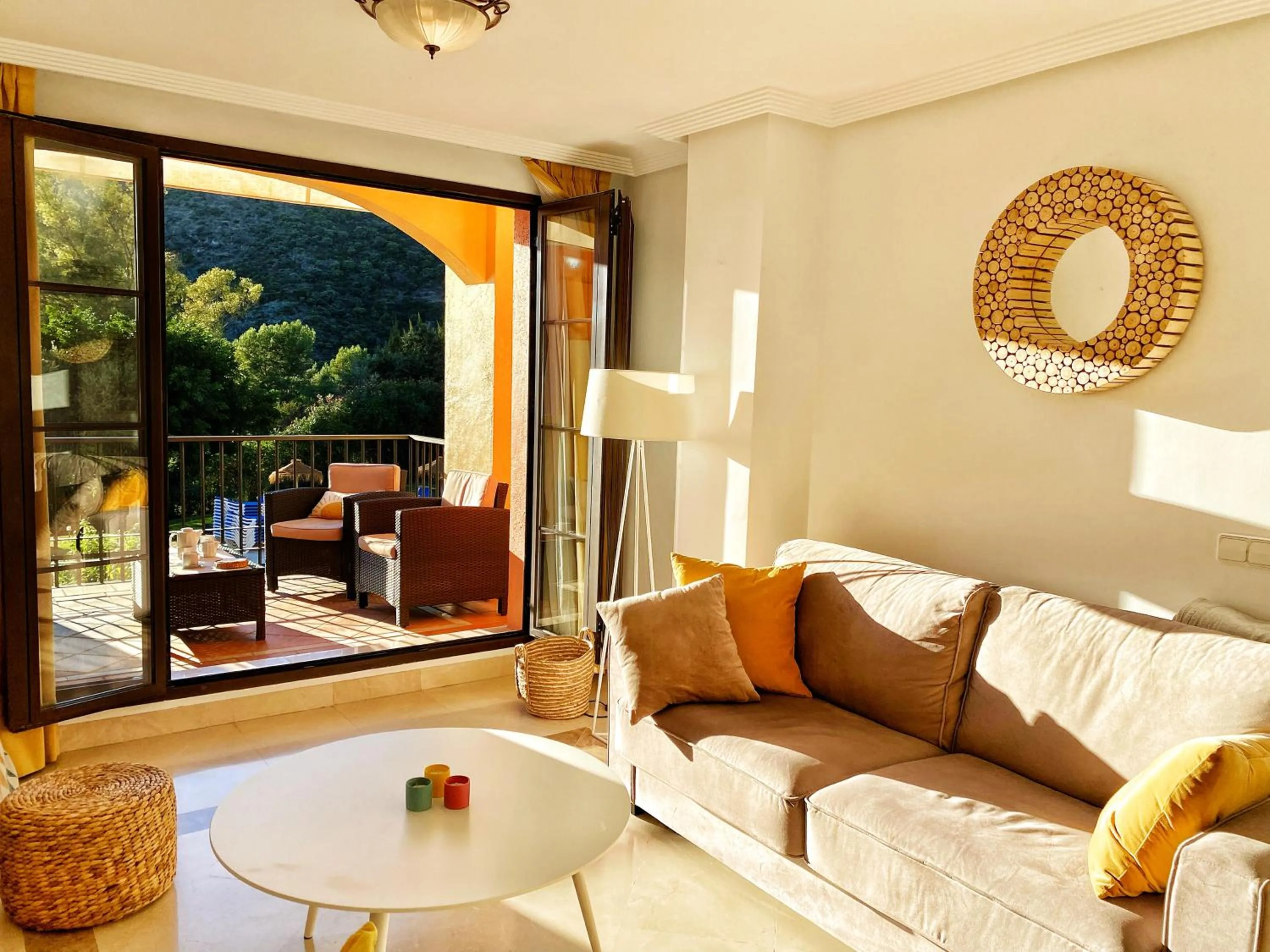 Living room in LOS ARQUEROS GOLF APARTMENTS