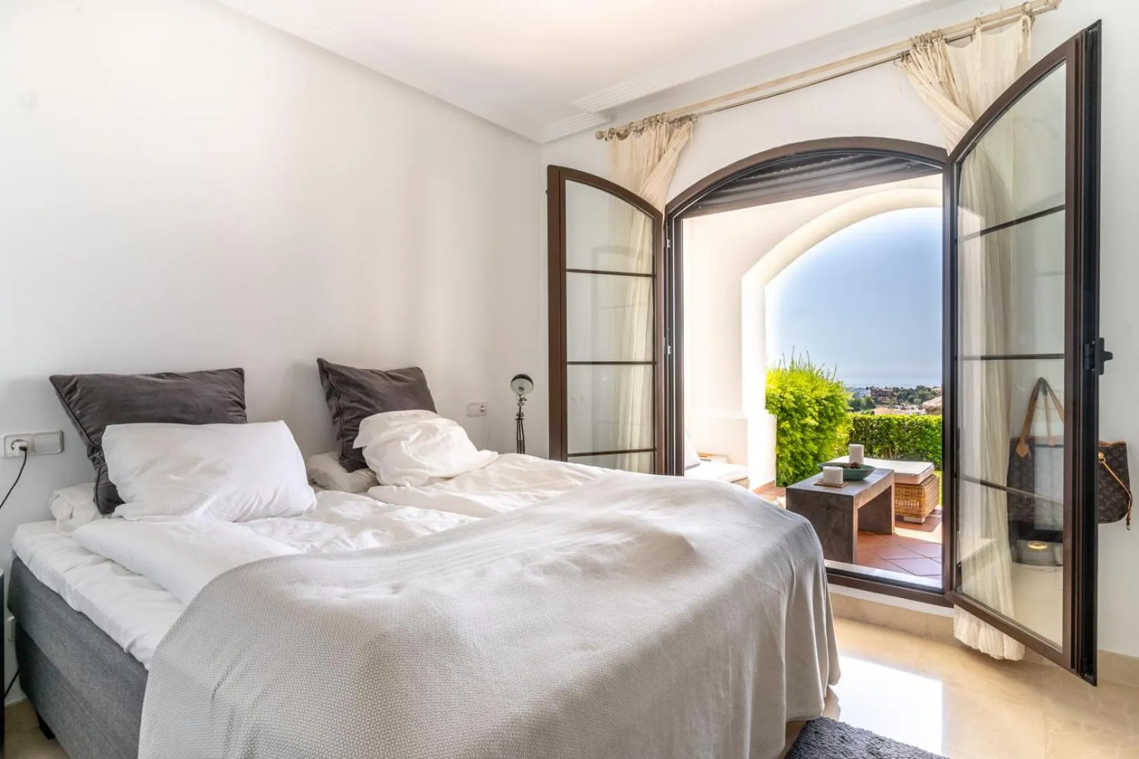 Bedroom, Bed in LOS ARQUEROS GOLF APARTMENTS