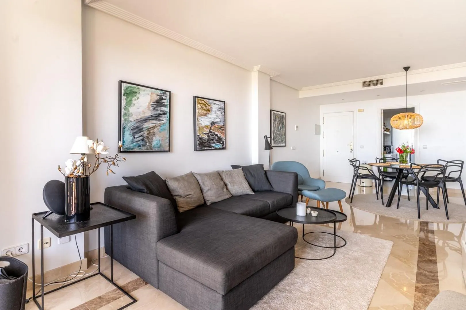 Living room in LOS ARQUEROS GOLF APARTMENTS