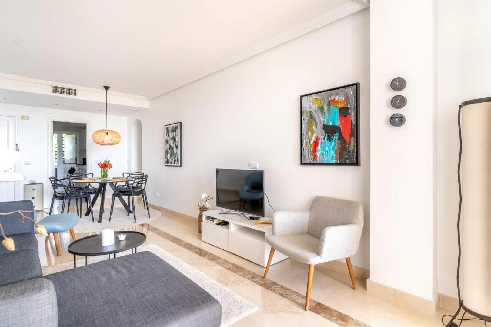 Communal lounge/ TV room in LOS ARQUEROS GOLF APARTMENTS