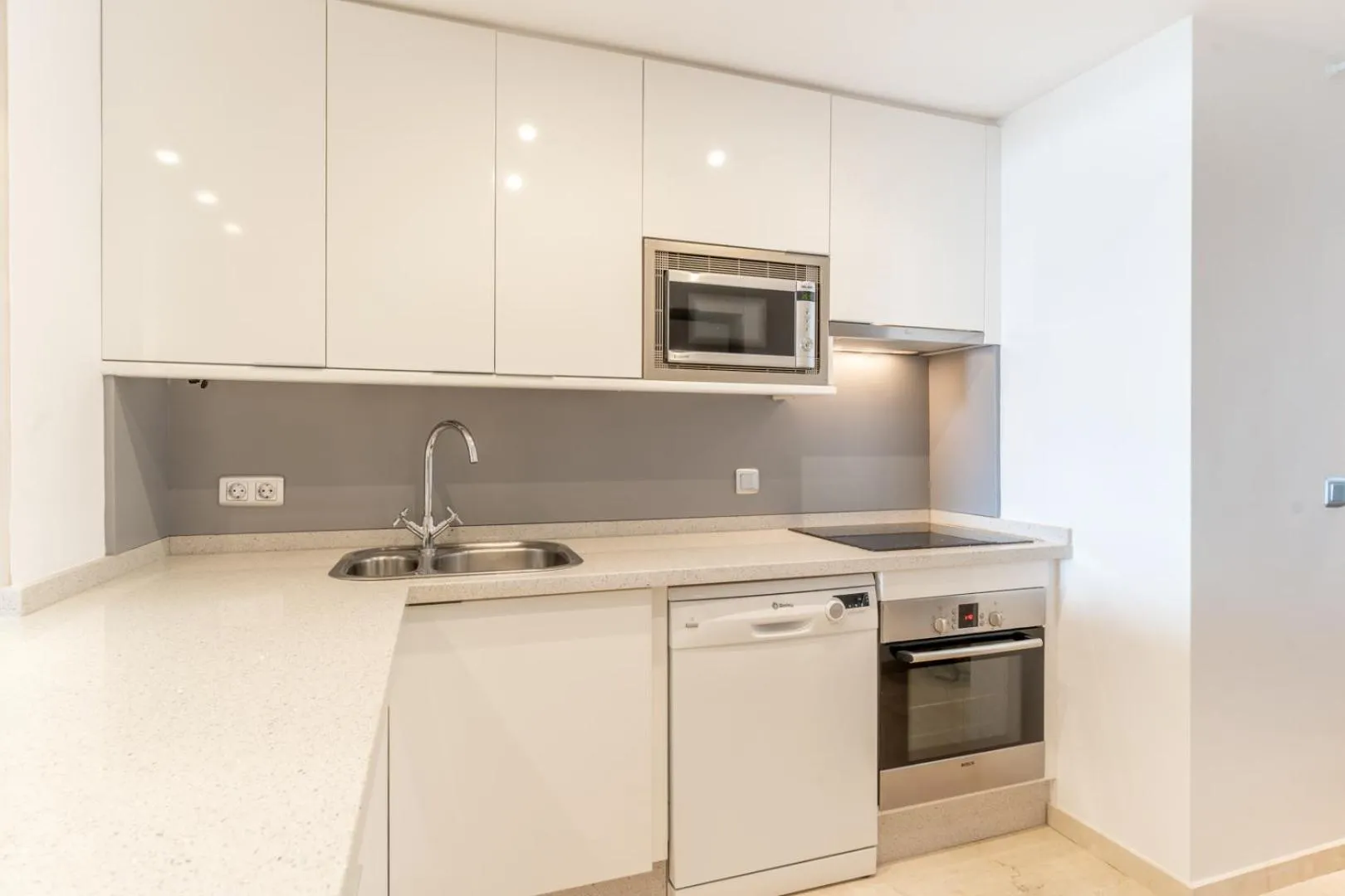 Kitchen or kitchenette in LOS ARQUEROS GOLF APARTMENTS