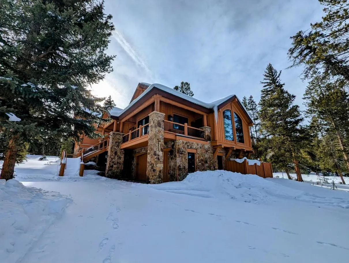 Goldenrod Home 7 by SummitCove Lodging