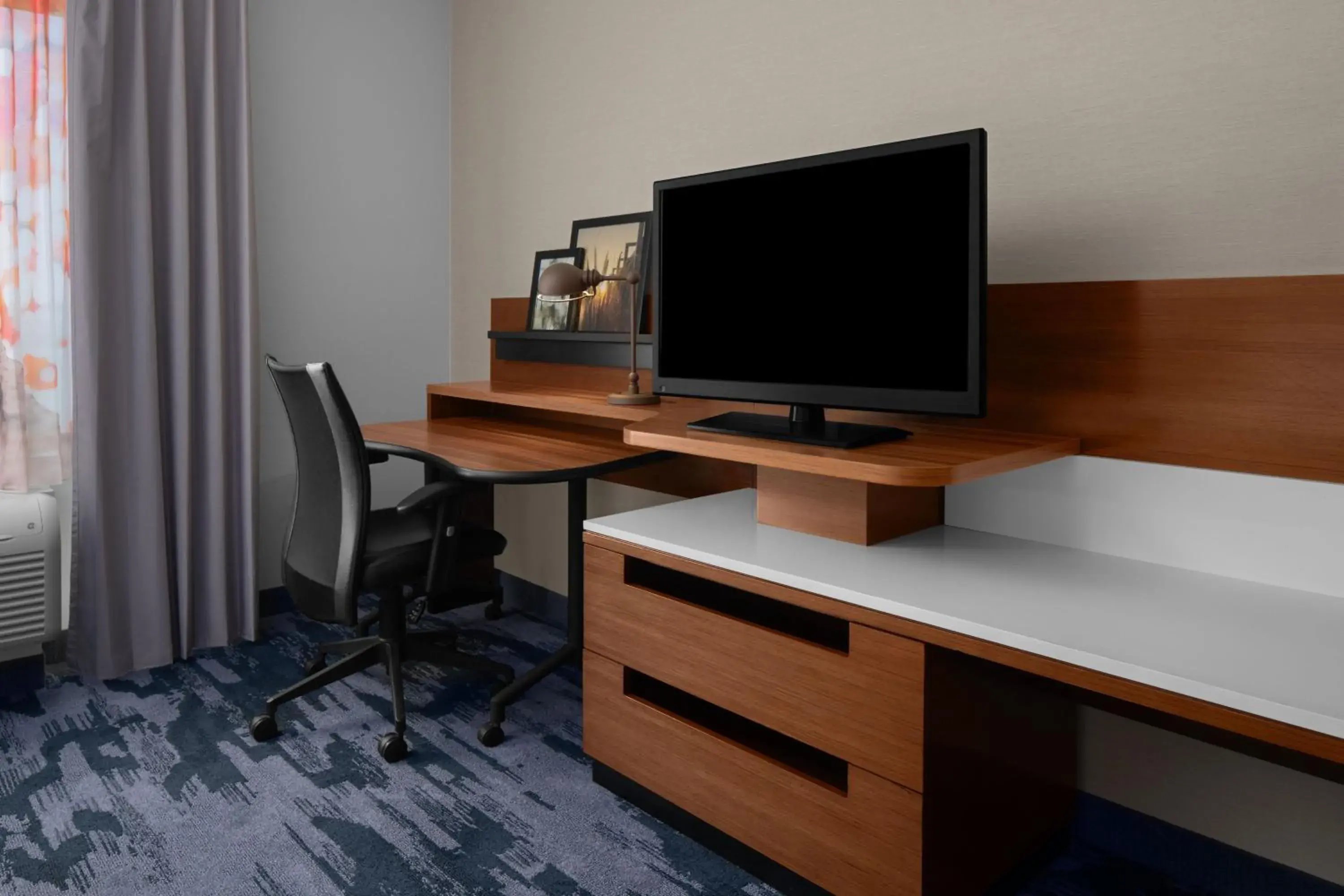 King Room with Transfer Shower - Mobility and Hearing Accessible in Fairfield Inn & Suites by Marriott Tustin Orange County King Room with Transfer Shower - Mobility and Hearing Accessible in Fairfield Inn & Suites by Marriott Tustin Orange County