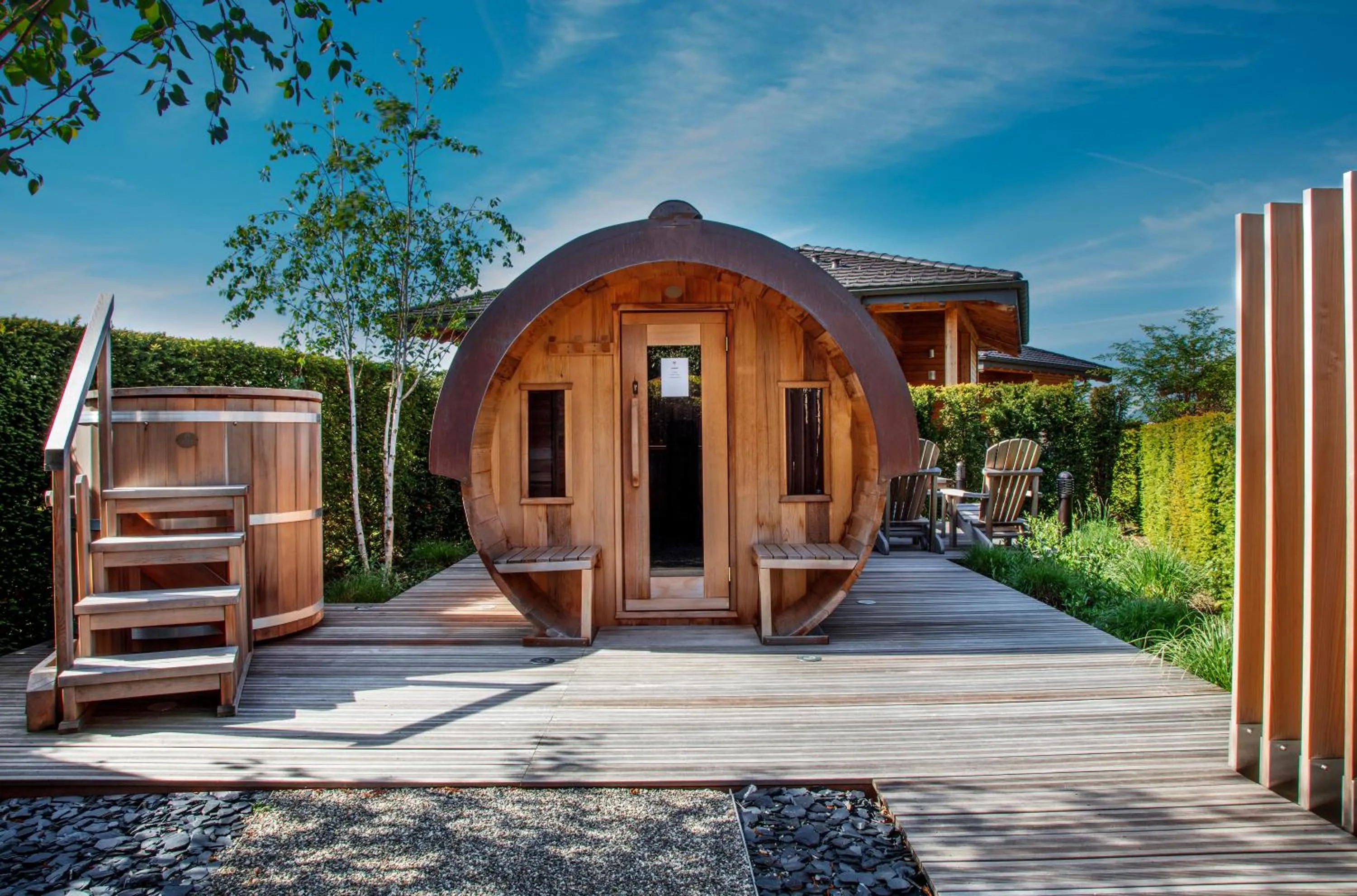 Hot Tub in Jiva Hill Resort - Genève