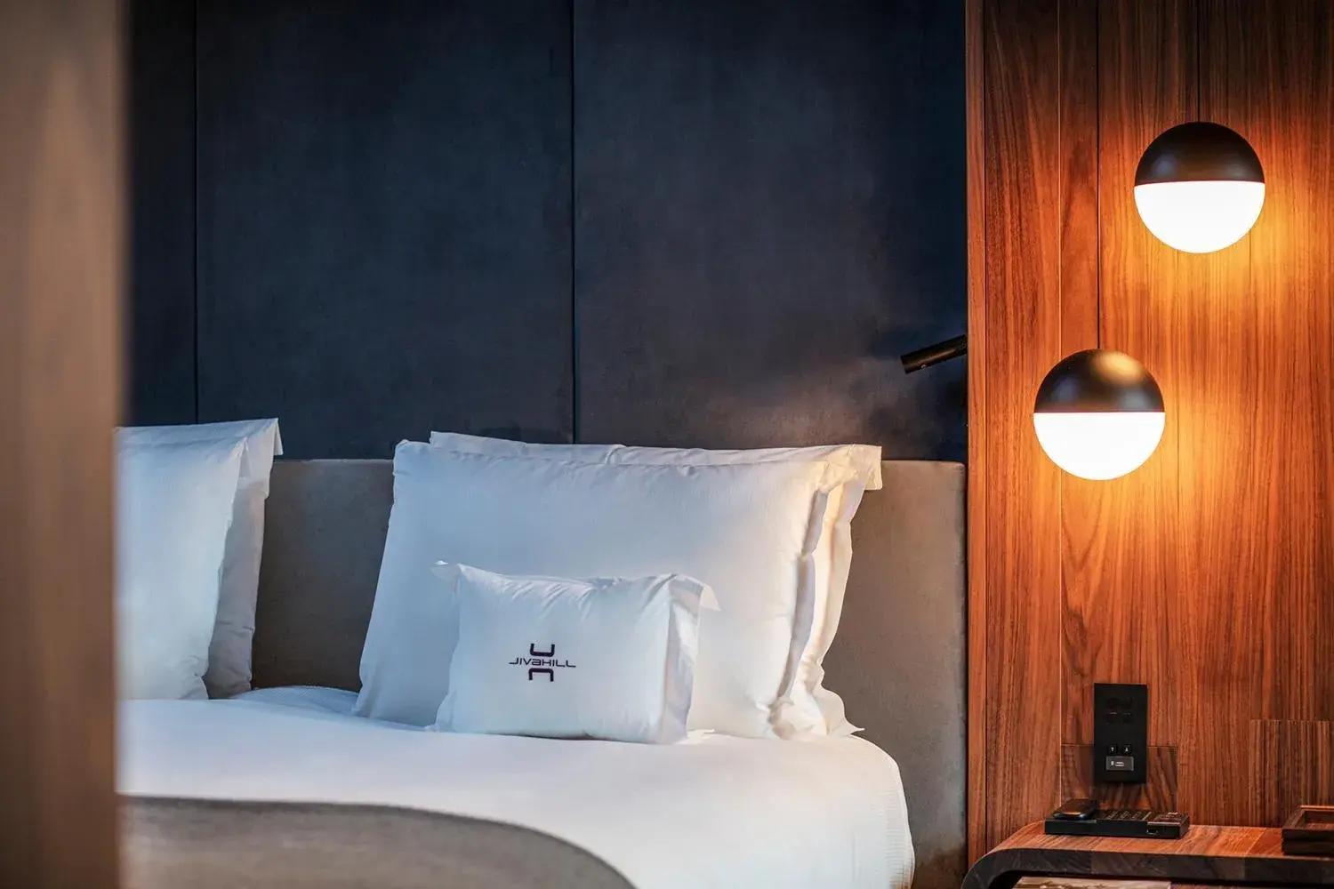 Bed in Jiva Hill Resort - Genève Bed in Jiva Hill Resort - Genève