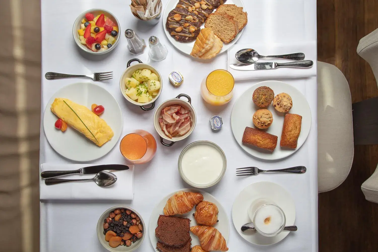 Breakfast in Jiva Hill Resort - Genève Breakfast in Jiva Hill Resort - Genève