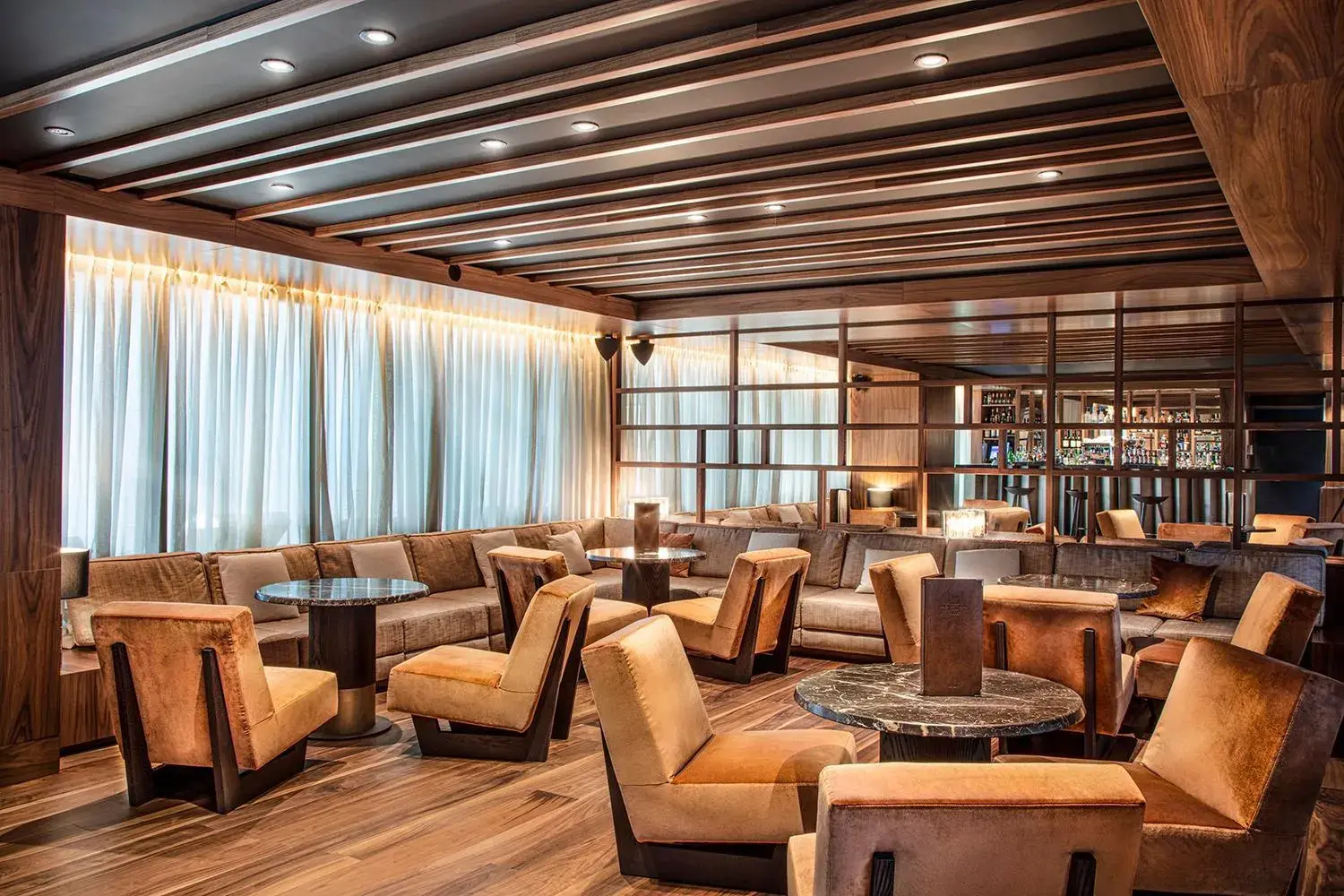 Lounge or bar in Jiva Hill Resort - Genève Lounge or bar in Jiva Hill Resort - Genève
