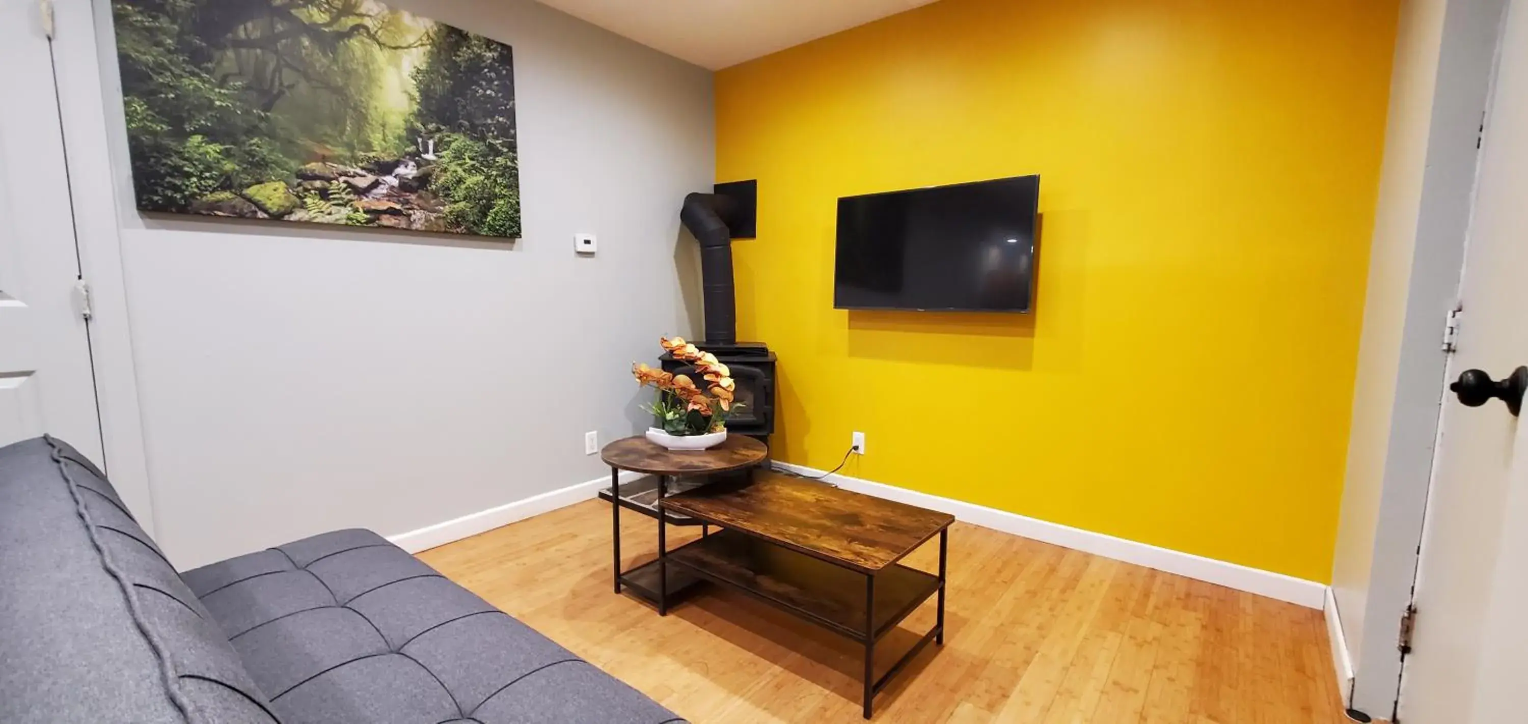 The Mammoth Inn The Mammoth Inn