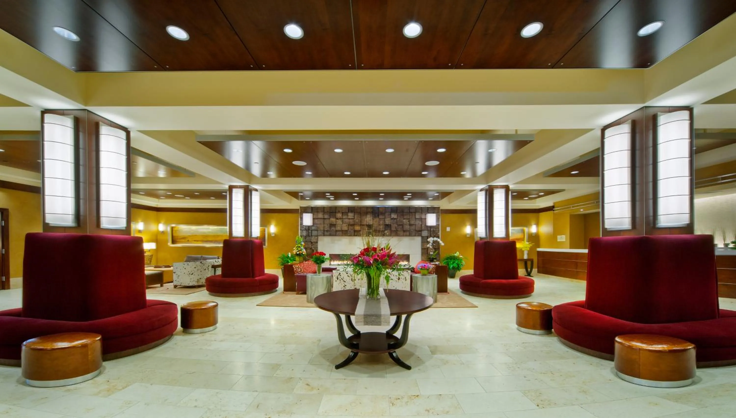 Lobby or reception in Northern Hotel