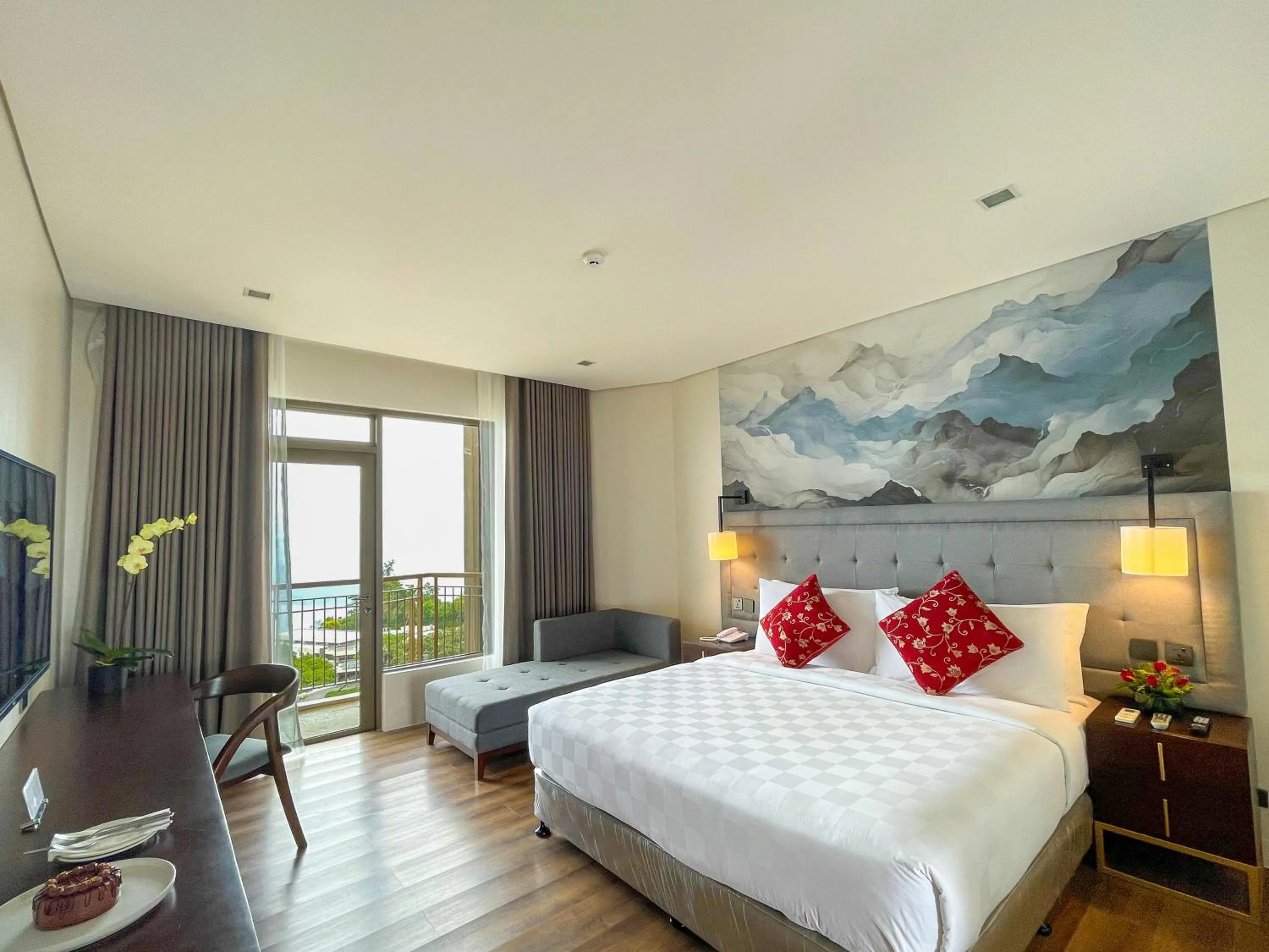 Bed in Summit Ridge Tagaytay - Newly Renovated