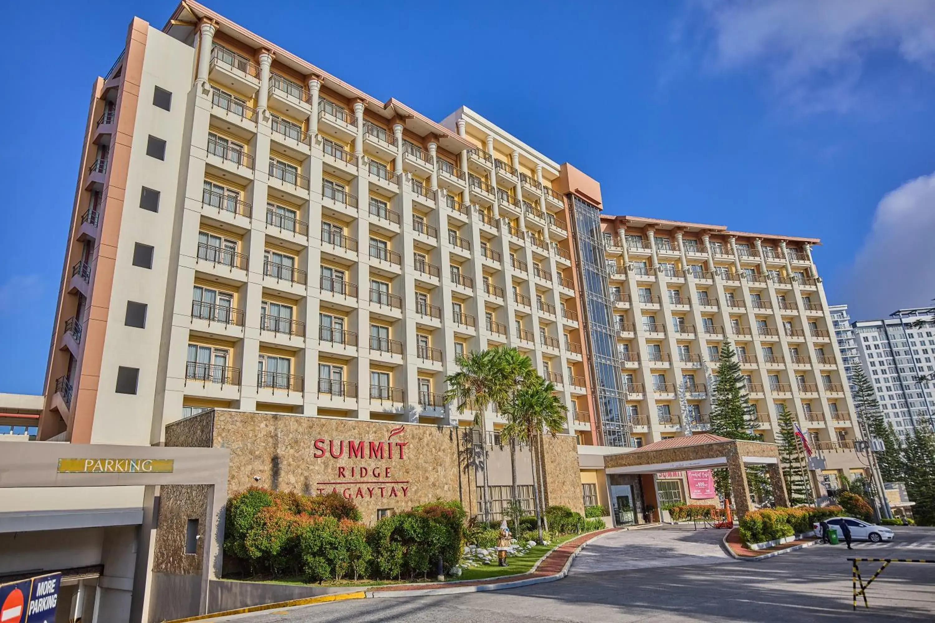 Property building in Summit Ridge Tagaytay - Newly Renovated Property building in Summit Ridge Tagaytay - Newly Renovated