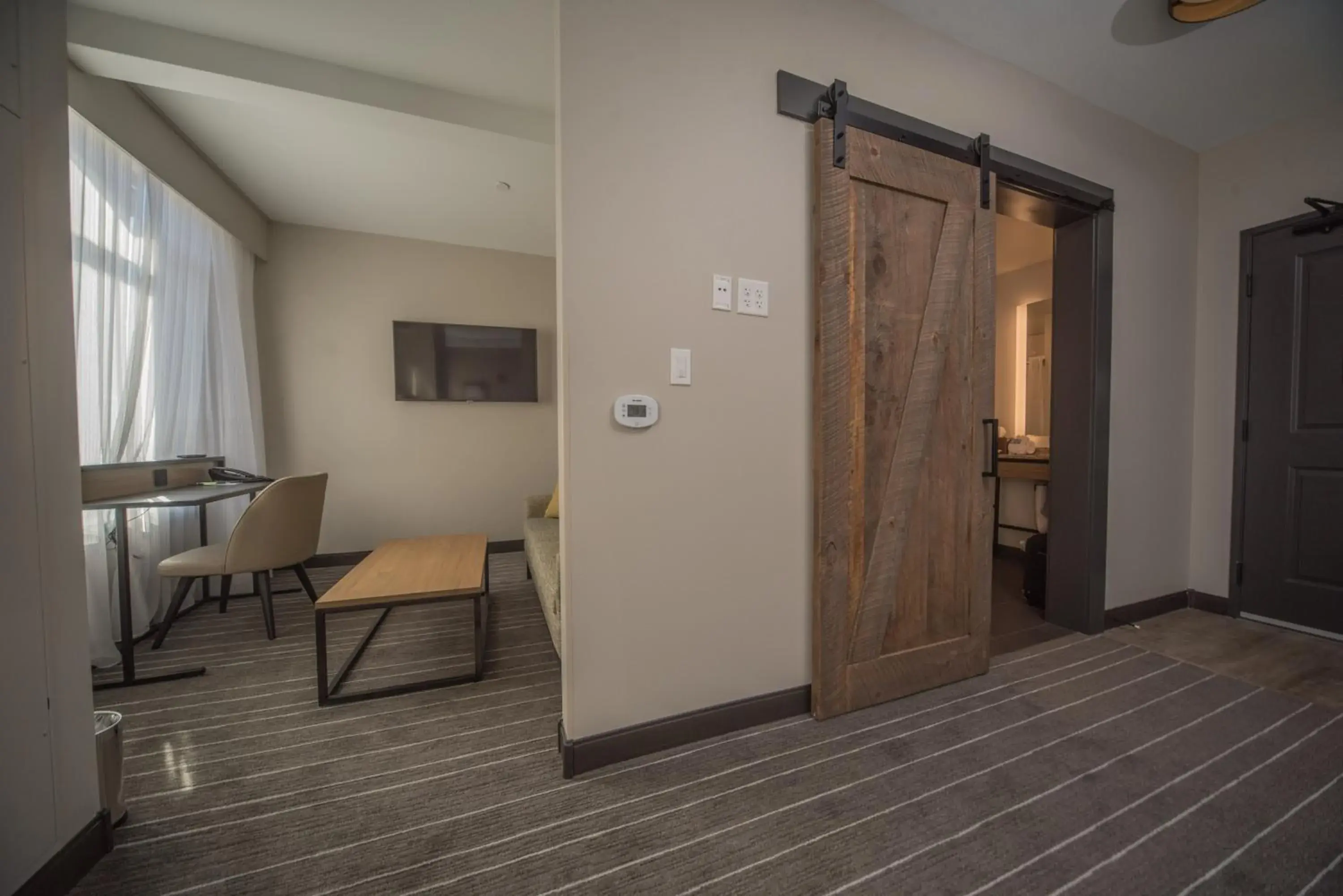 Studio - Disability Access in Hotel Windrow Downtown Ellensburg Studio - Disability Access in Hotel Windrow Downtown Ellensburg