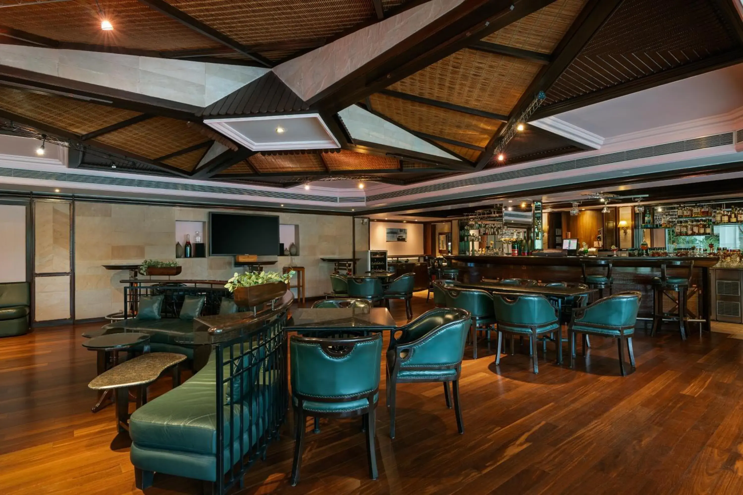 Lounge or bar in Palm Meadows Resort Lounge or bar in Palm Meadows Resort