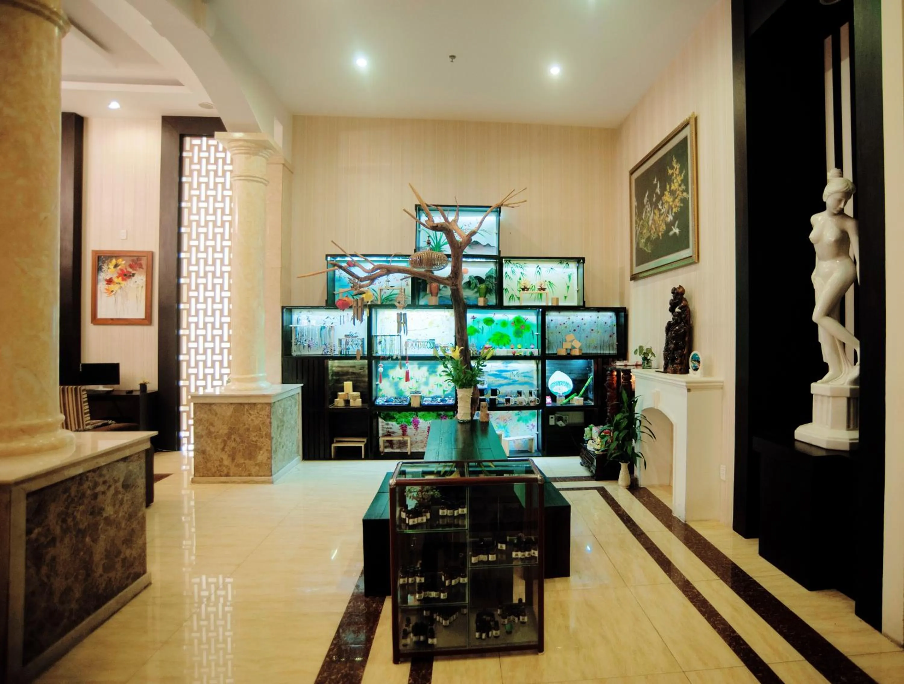 Lobby or reception in Hoang Sa Hotel