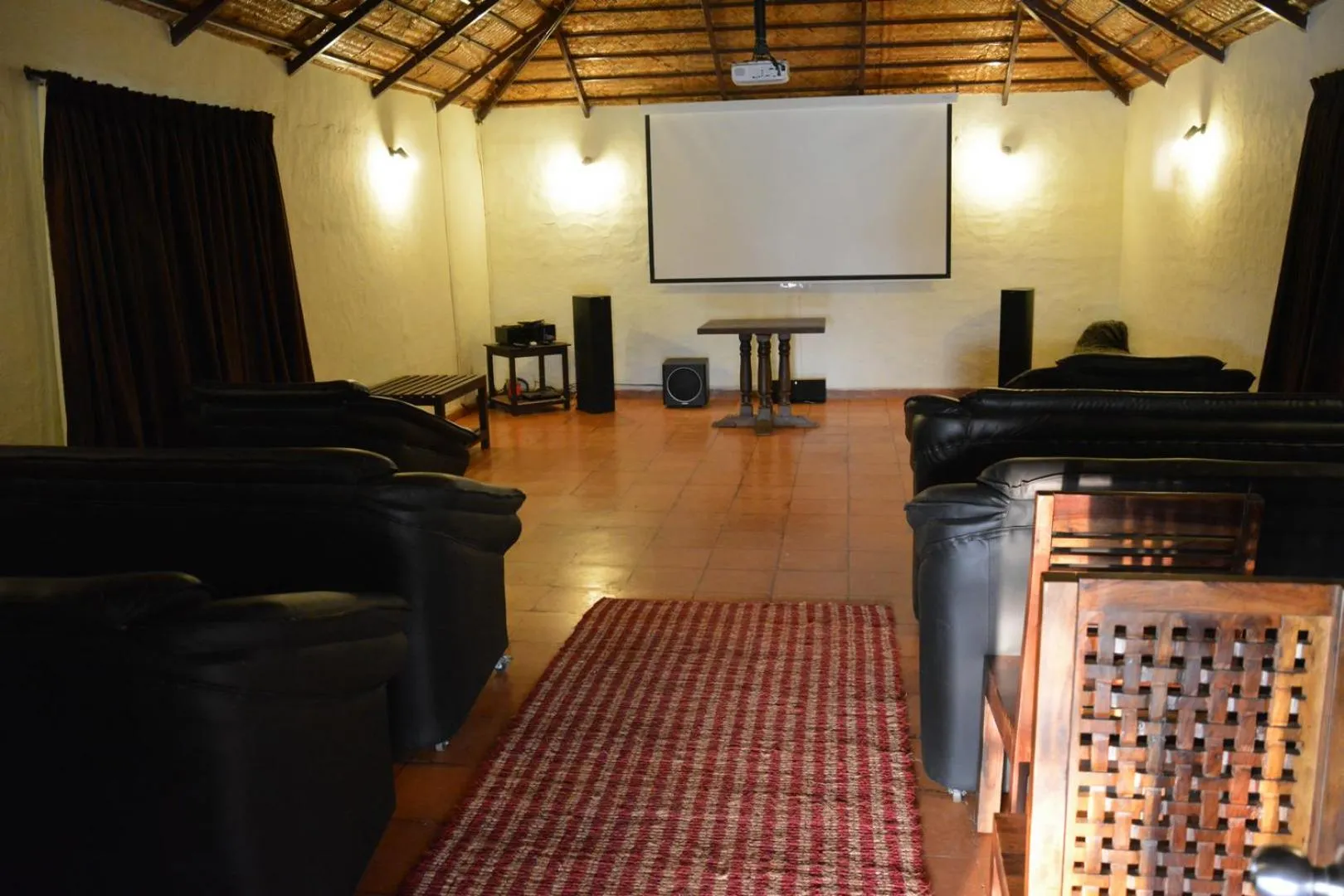 Communal lounge/ TV room in Red Earth Kabini