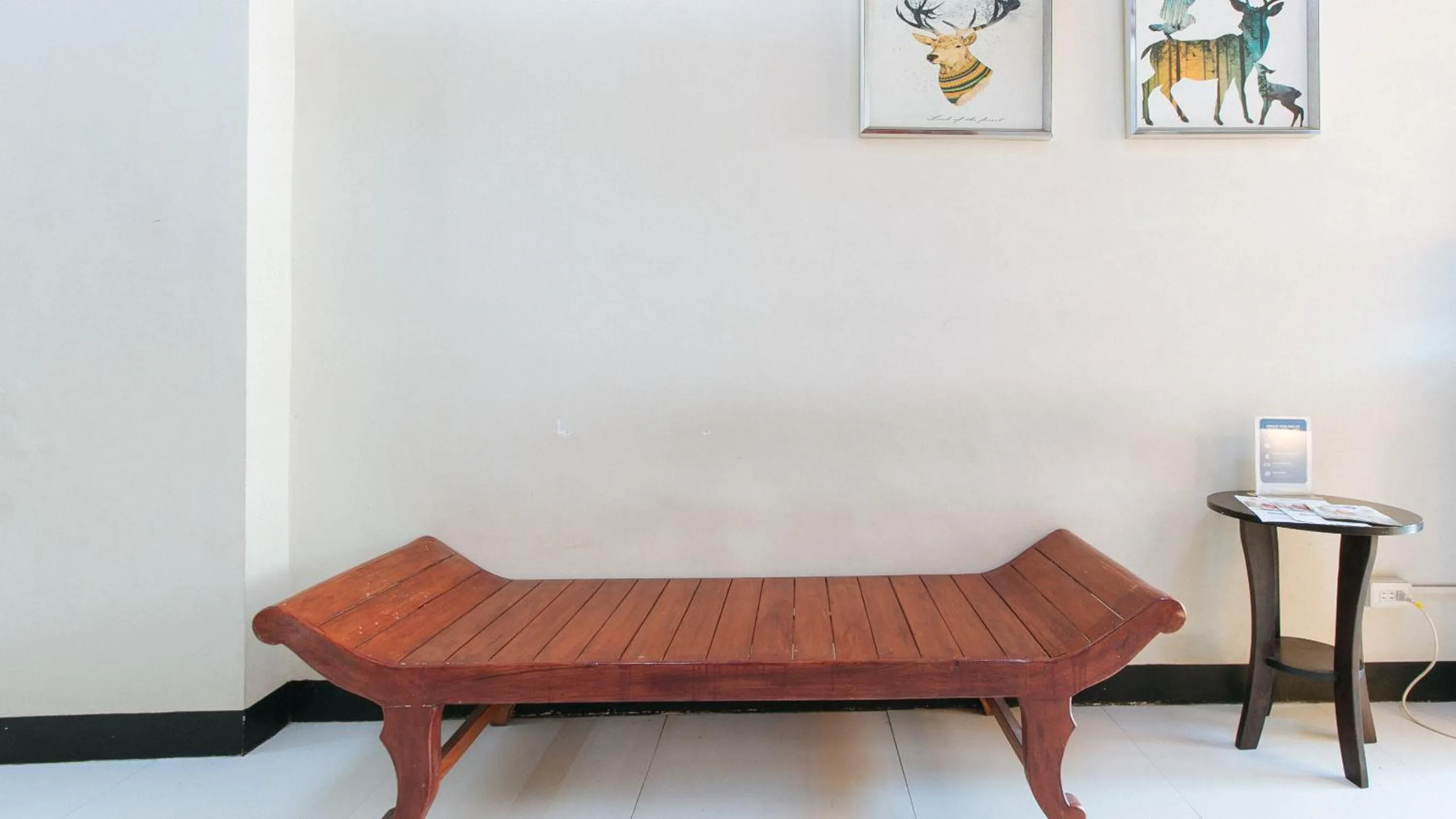 Lobby or reception in RedDoorz near C5 Kalayaan Avenue Makati