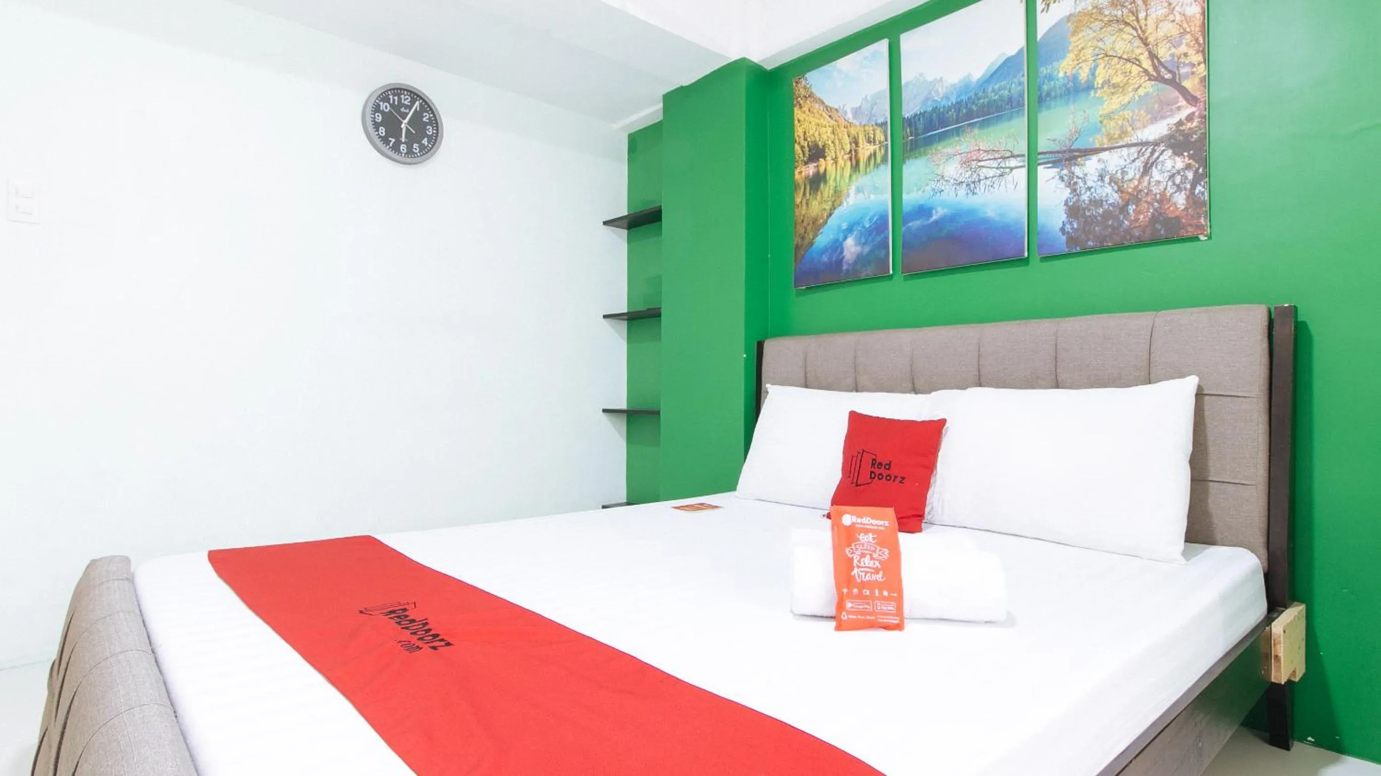 Bed in RedDoorz near C5 Kalayaan Avenue Makati