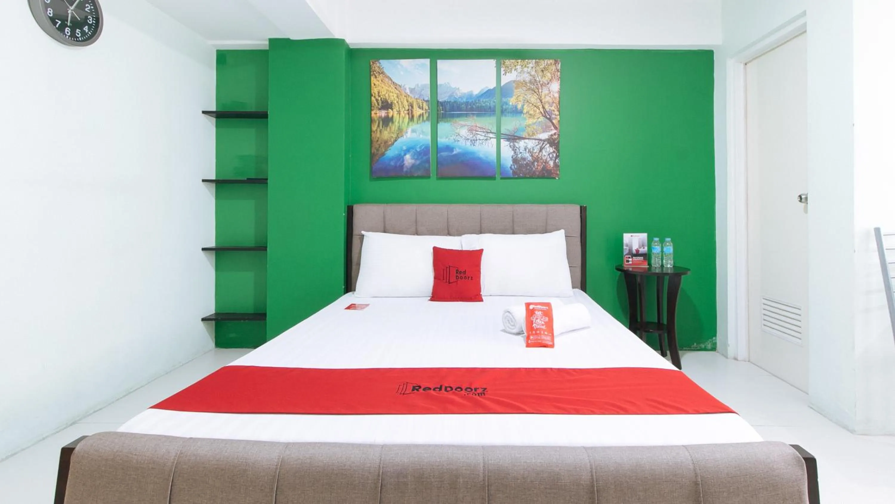 Bed in RedDoorz near C5 Kalayaan Avenue Makati