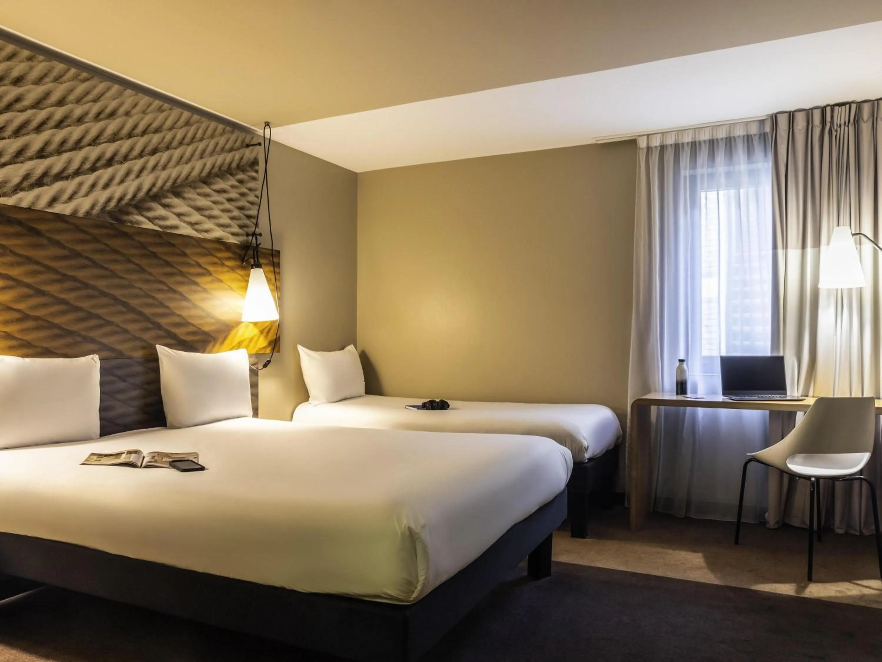 Bedroom, Bed in ibis Paris Place d’Italie 13ème