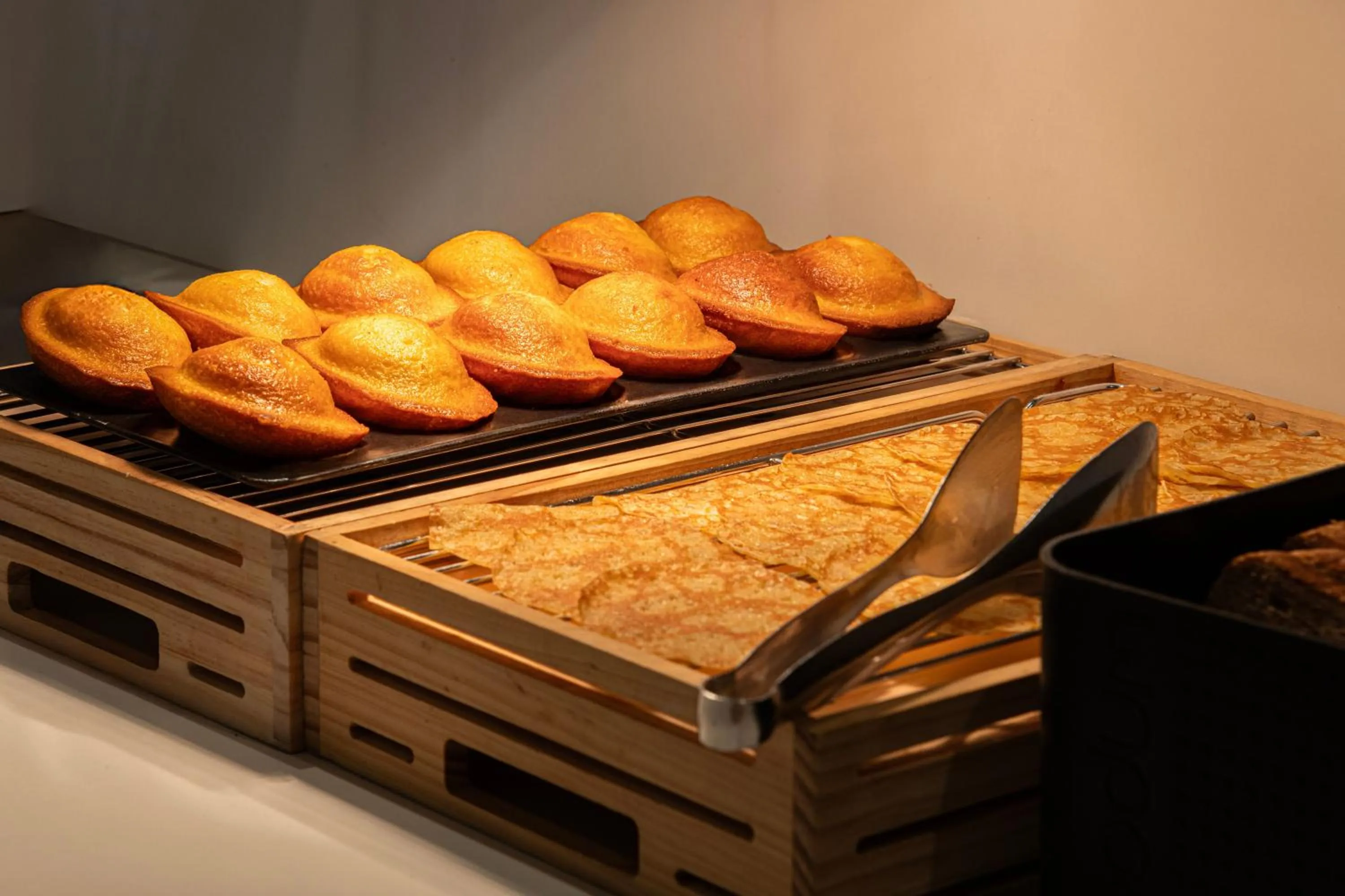 Buffet breakfast in ibis Paris Gare du Nord Château Landon 10ème