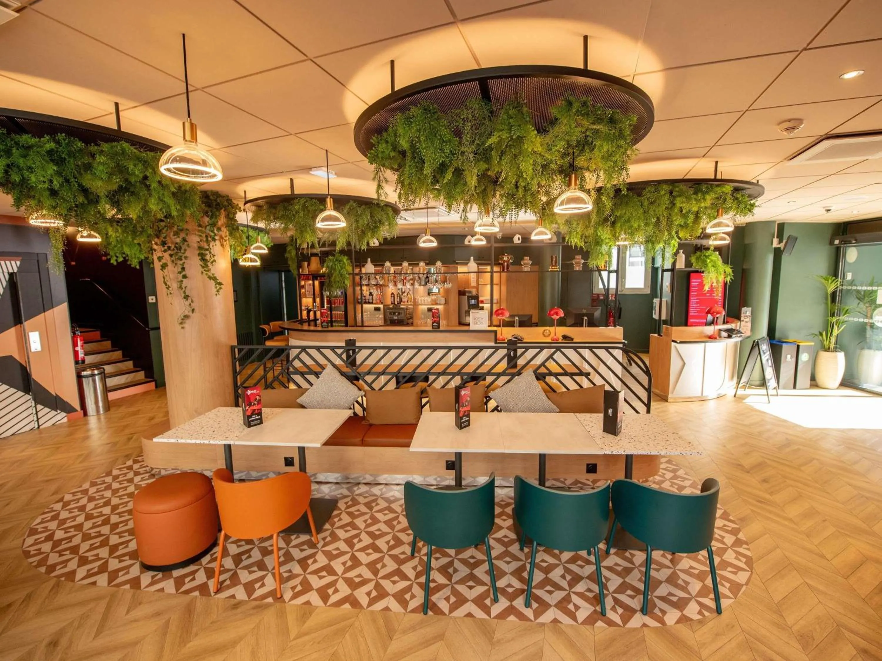 Property building in ibis Paris Gare du Nord Château Landon 10ème