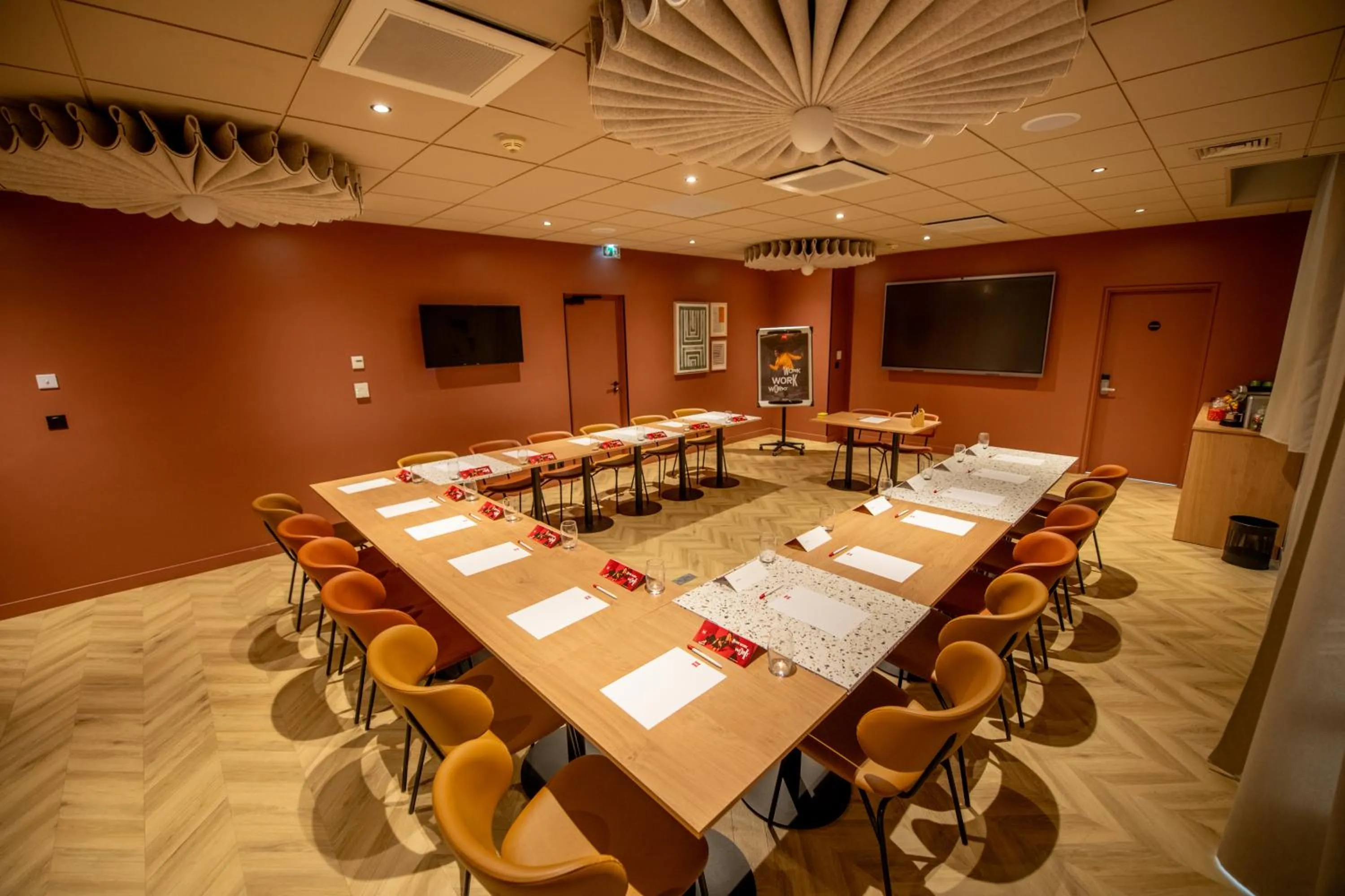 Meeting/conference room in ibis Paris Gare du Nord Château Landon 10ème