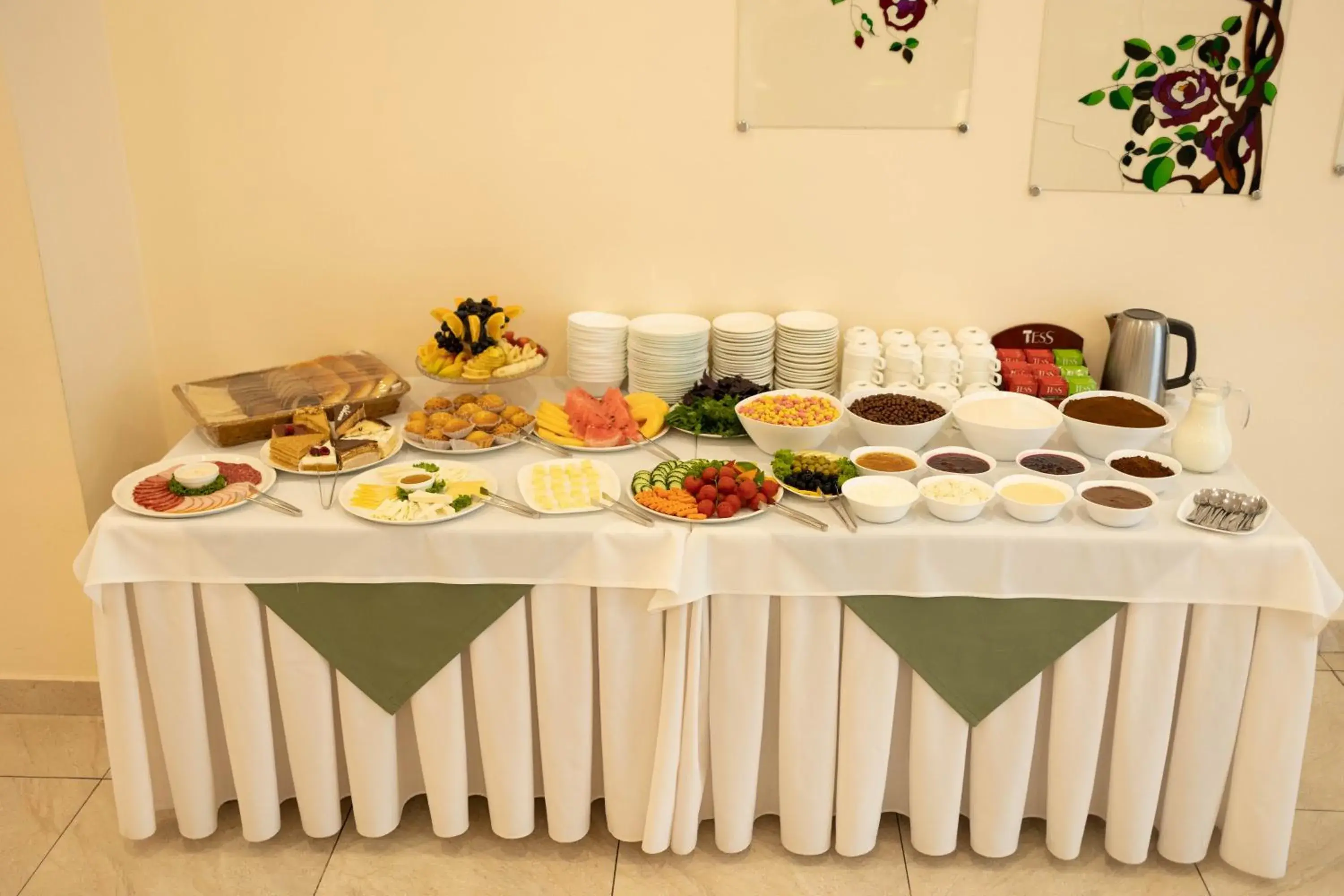 Restaurant/places to eat in Richmind Hotel Restaurant/places to eat in Richmind Hotel