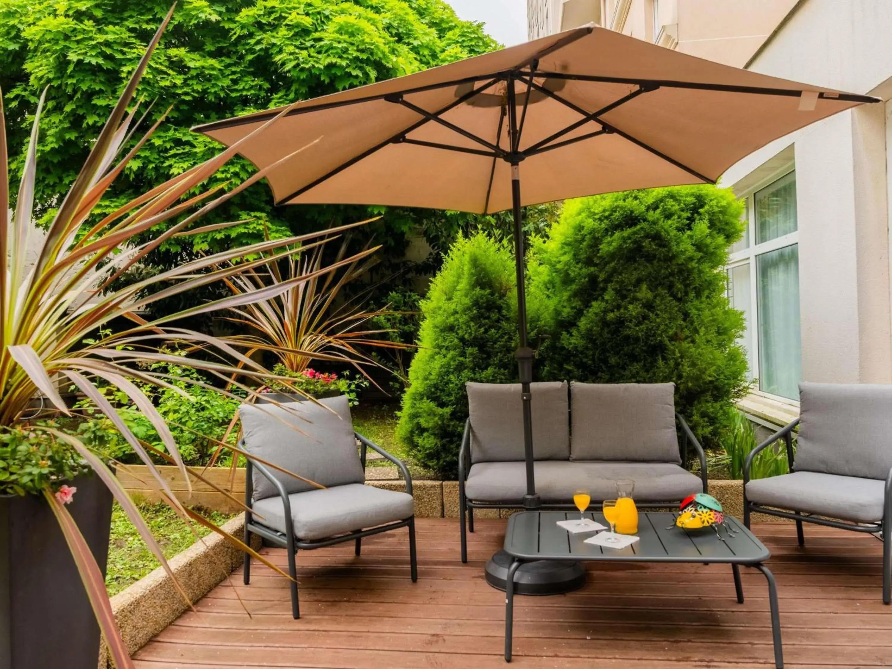 Property building in ibis Paris Vanves Parc des Expositions Property building in ibis Paris Vanves Parc des Expositions