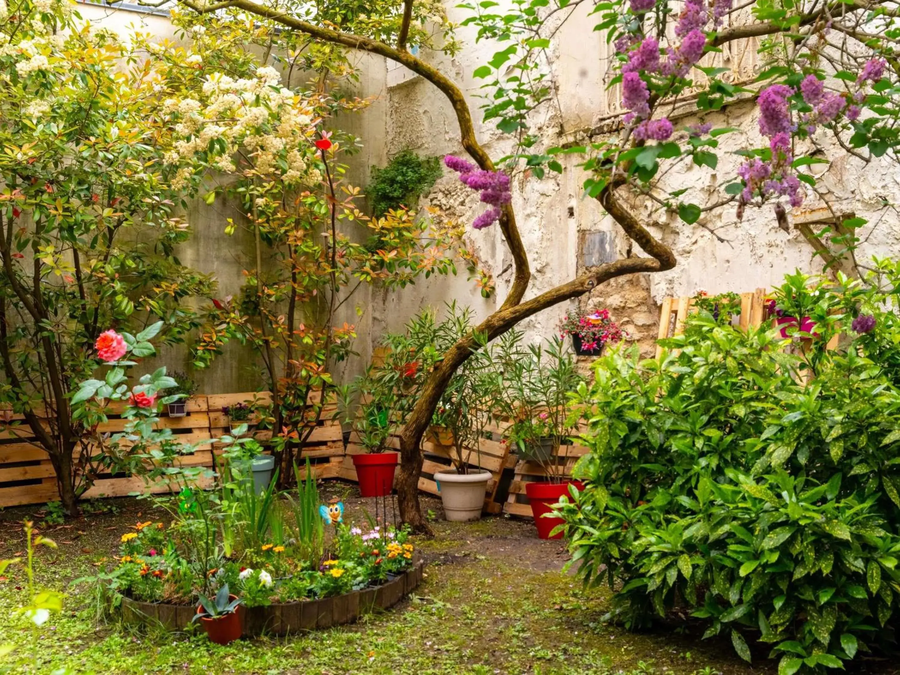 Property building in ibis Paris Vanves Parc des Expositions Property building in ibis Paris Vanves Parc des Expositions