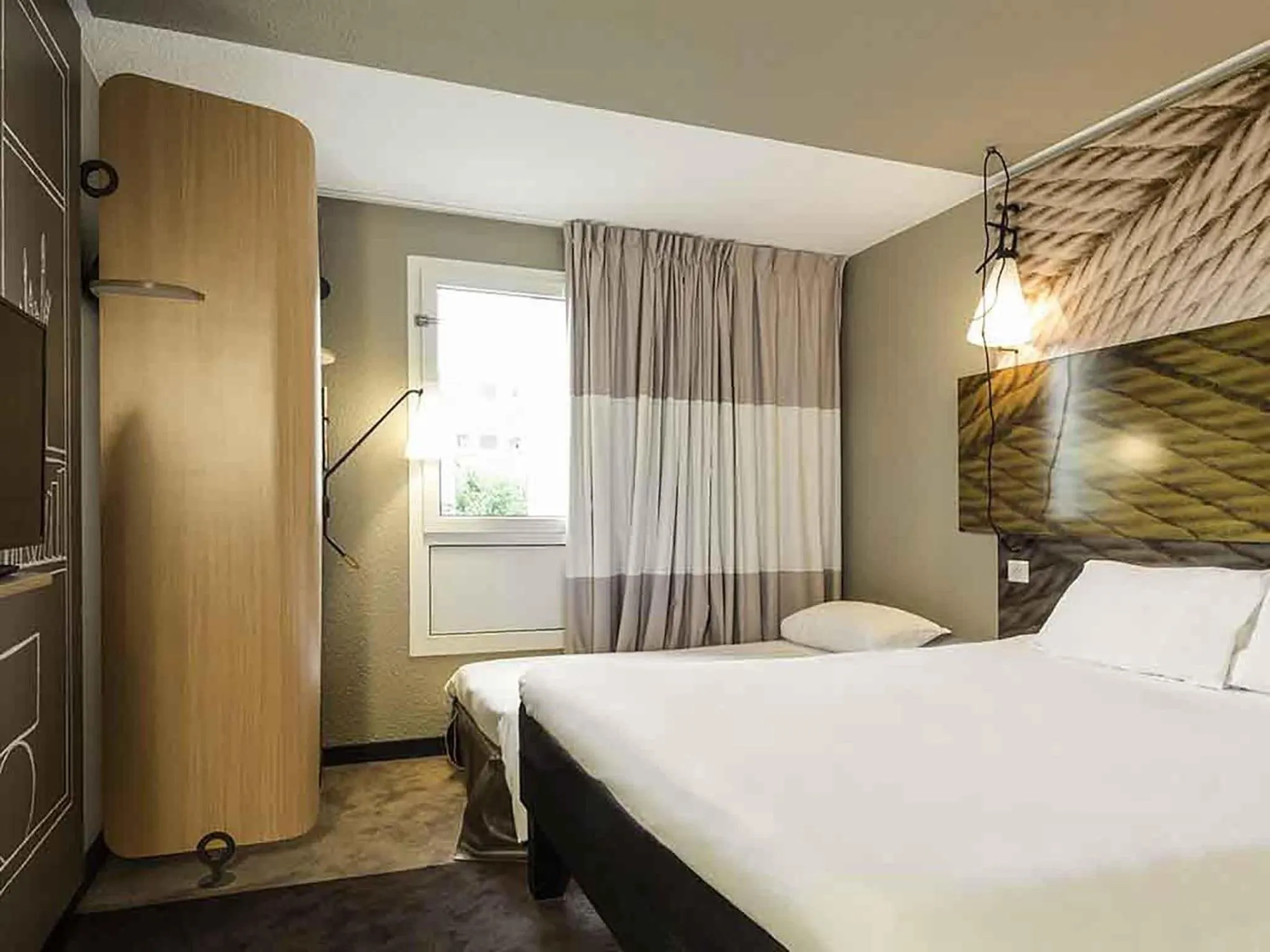 Bedroom, Bed in ibis Paris Vanves Parc des Expositions