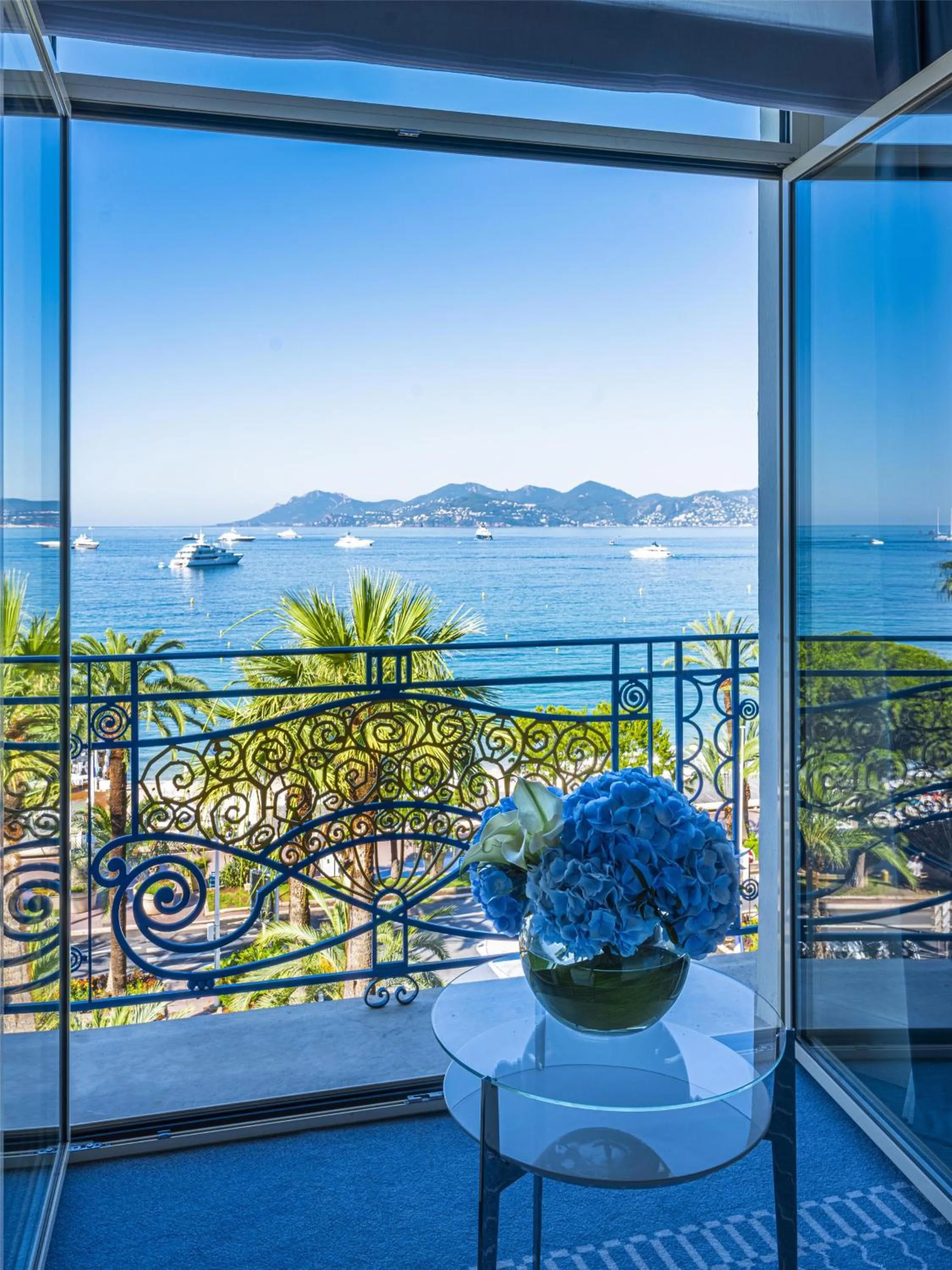 Bedroom in Hôtel Martinez, in The Unbound Collection by Hyatt