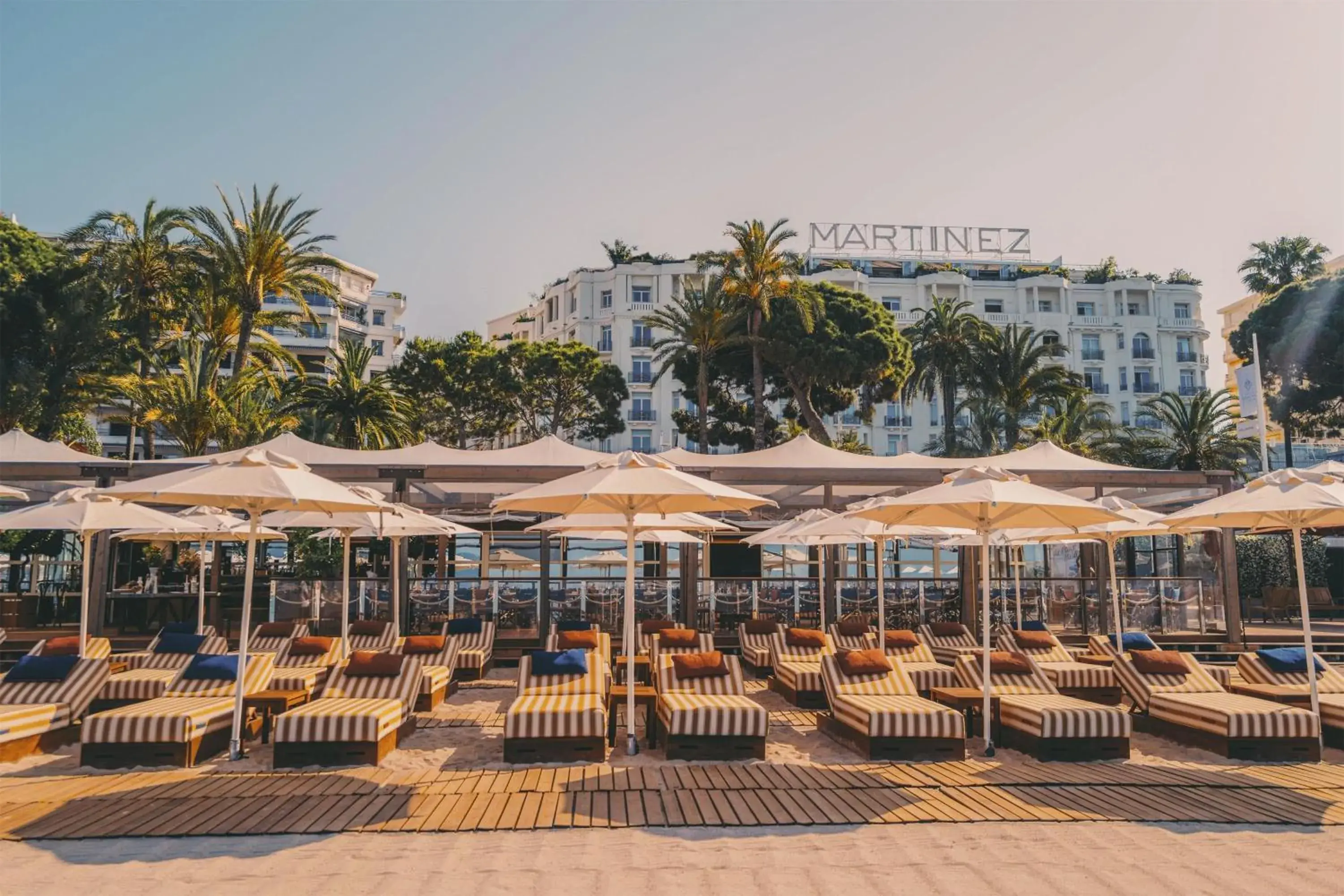 Property building in Hôtel Martinez, in The Unbound Collection by Hyatt Property building in Hôtel Martinez, in The Unbound Collection by Hyatt