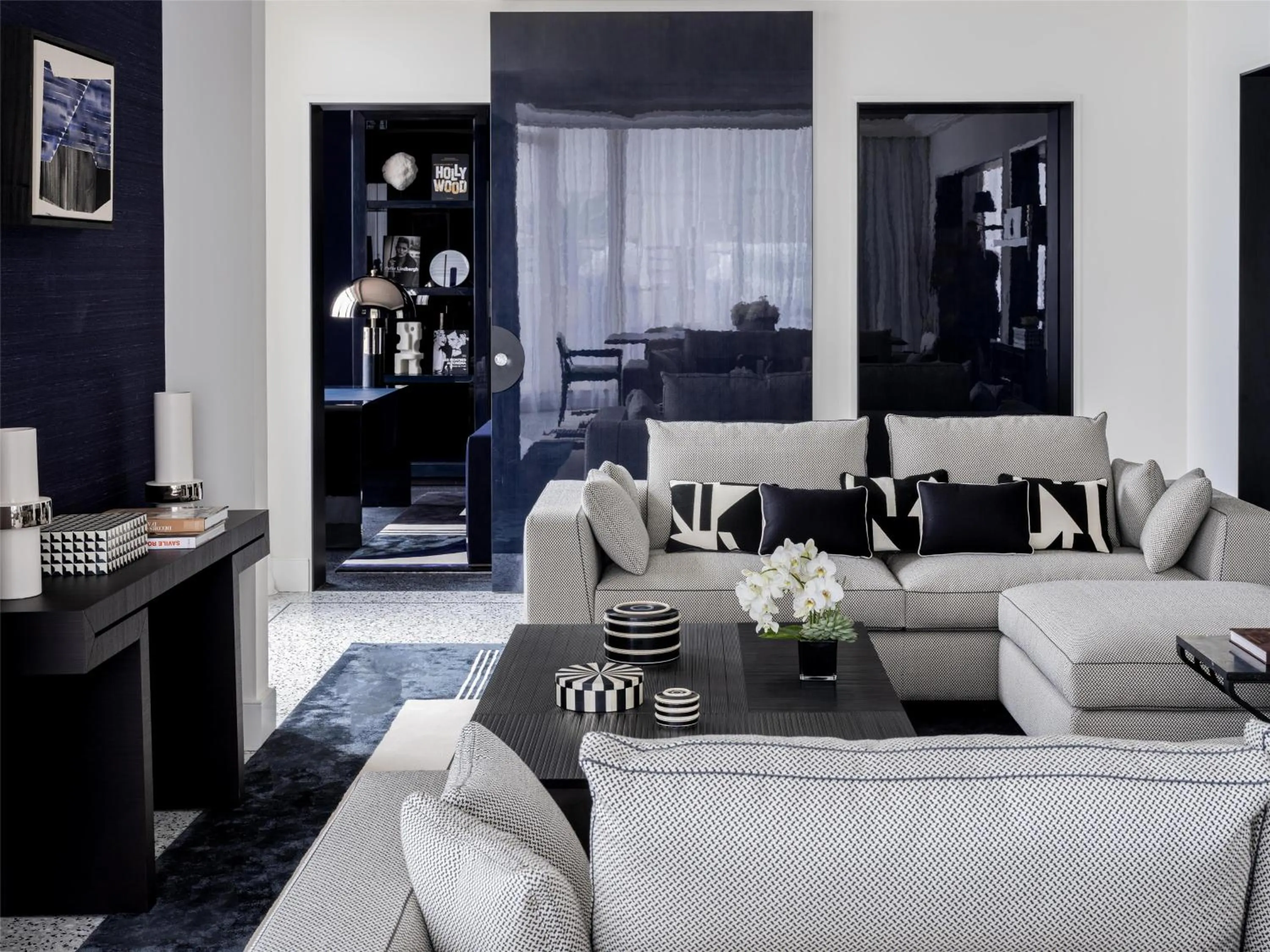 Photo of the whole room in Hôtel Martinez, in The Unbound Collection by Hyatt