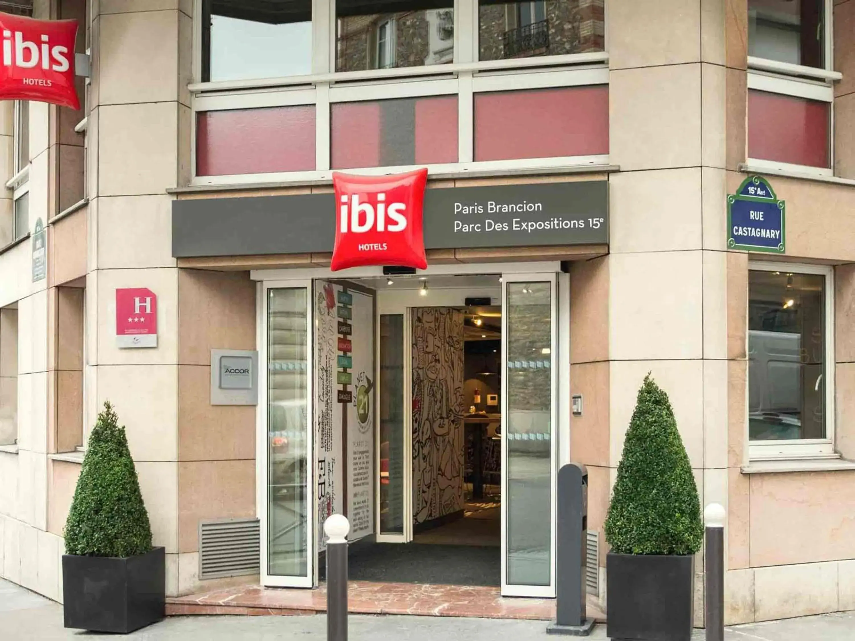 Property building in ibis Paris Brancion Parc des Expositions 15ème Property building in ibis Paris Brancion Parc des Expositions 15ème