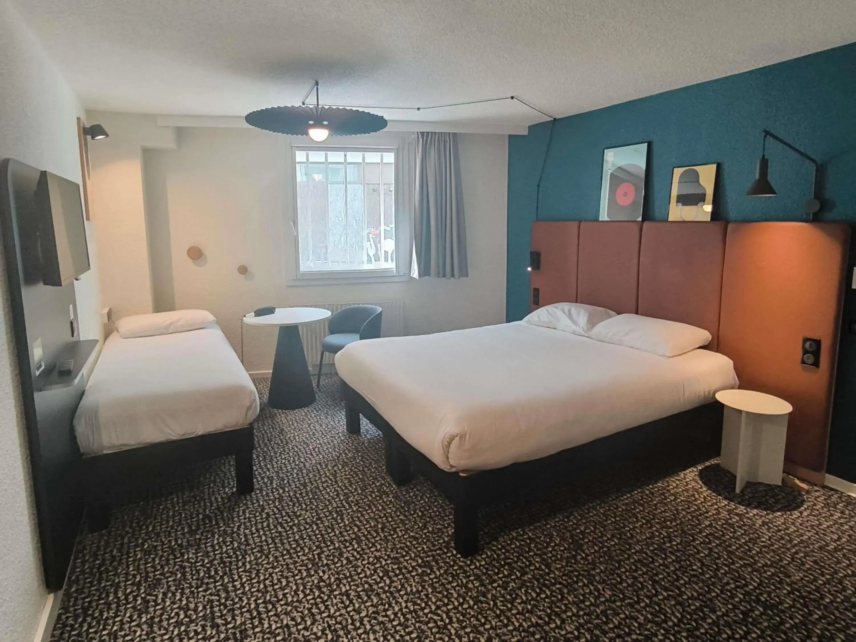 Bedroom, Bed in ibis Paris Brancion Parc des Expositions 15ème Bedroom, Bed in ibis Paris Brancion Parc des Expositions 15ème