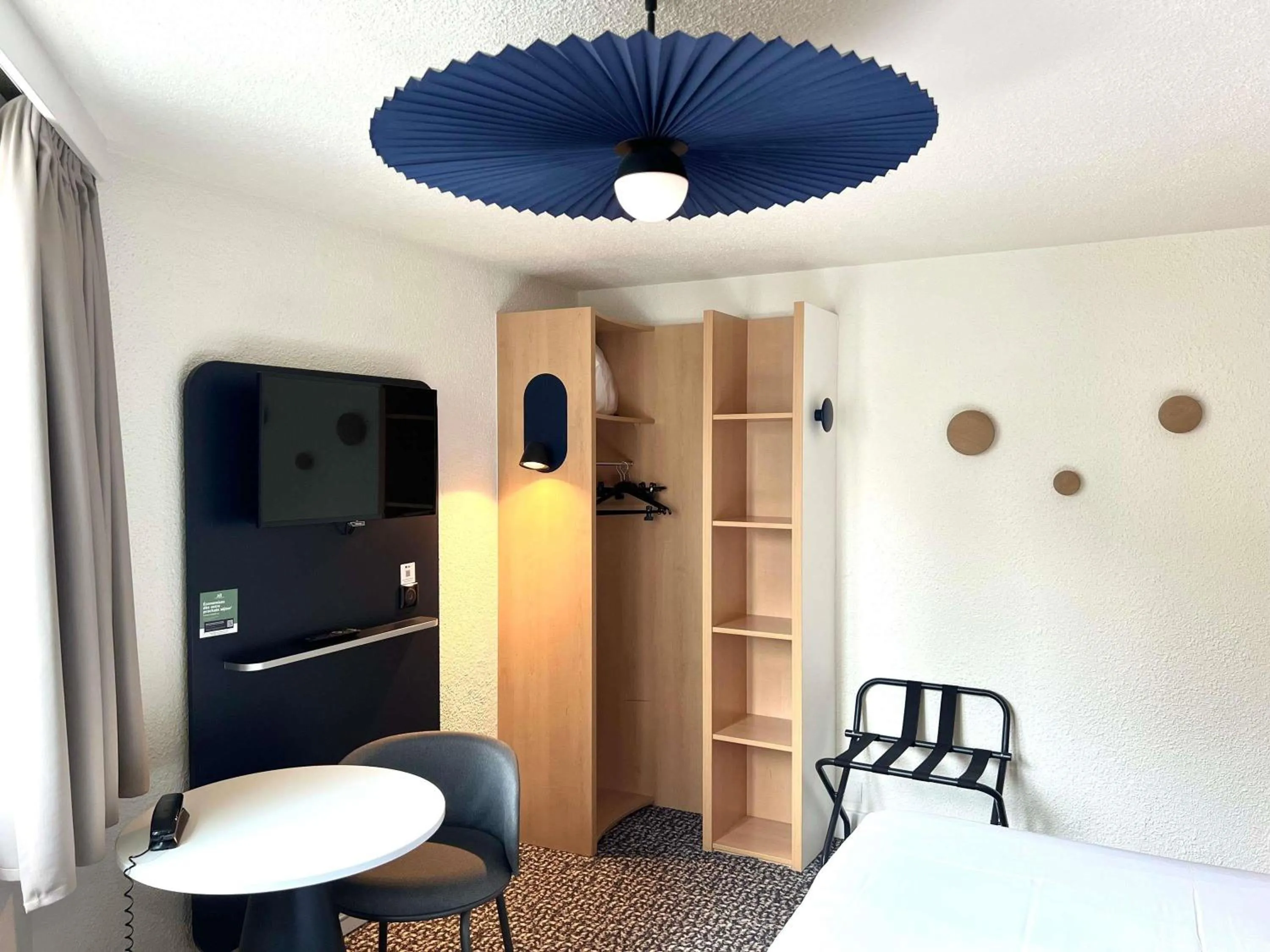 Bedroom, Bed in ibis Paris Brancion Parc des Expositions 15ème