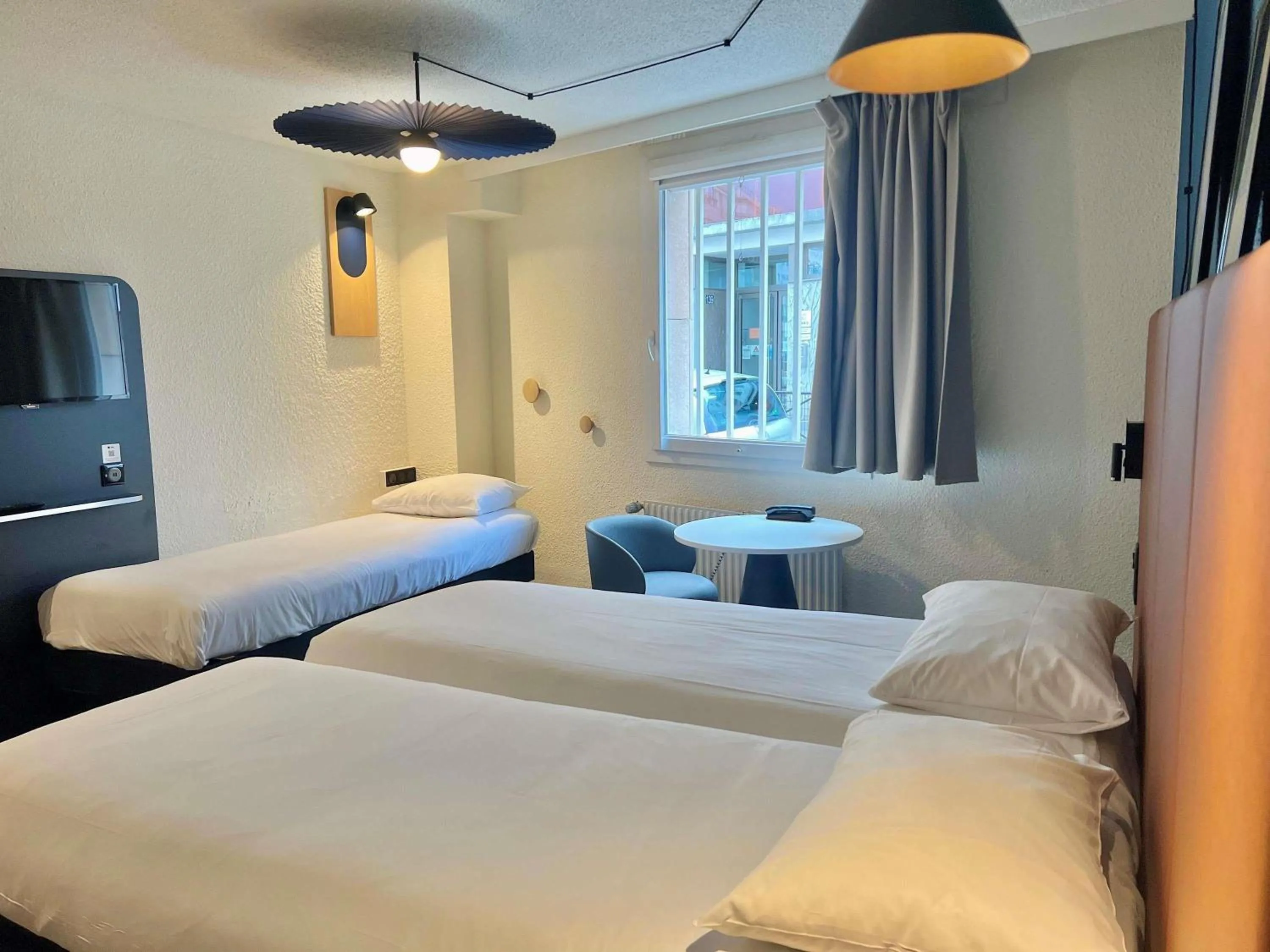 Bedroom, Bed in ibis Paris Brancion Parc des Expositions 15ème