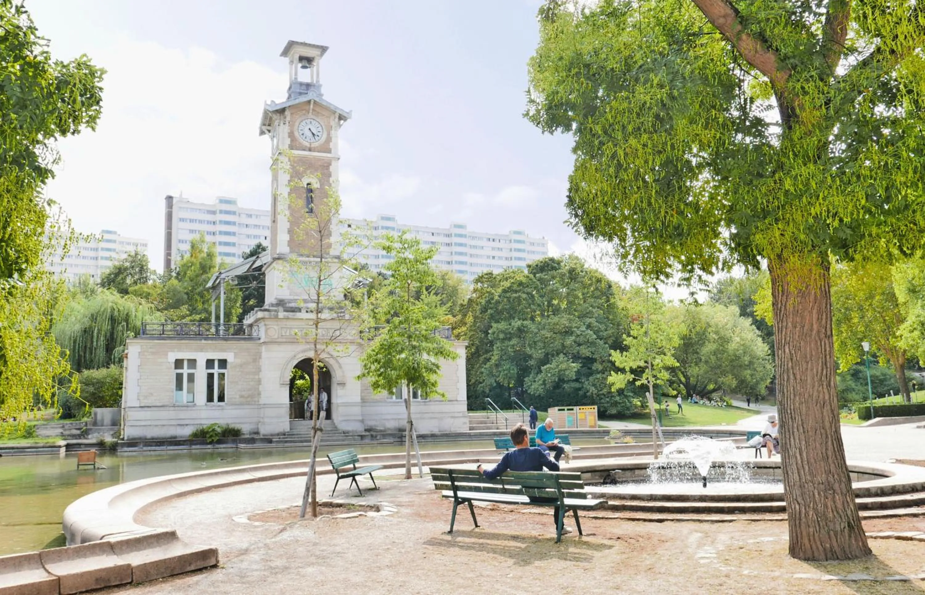 Garden in ibis Paris Brancion Parc des Expositions 15ème