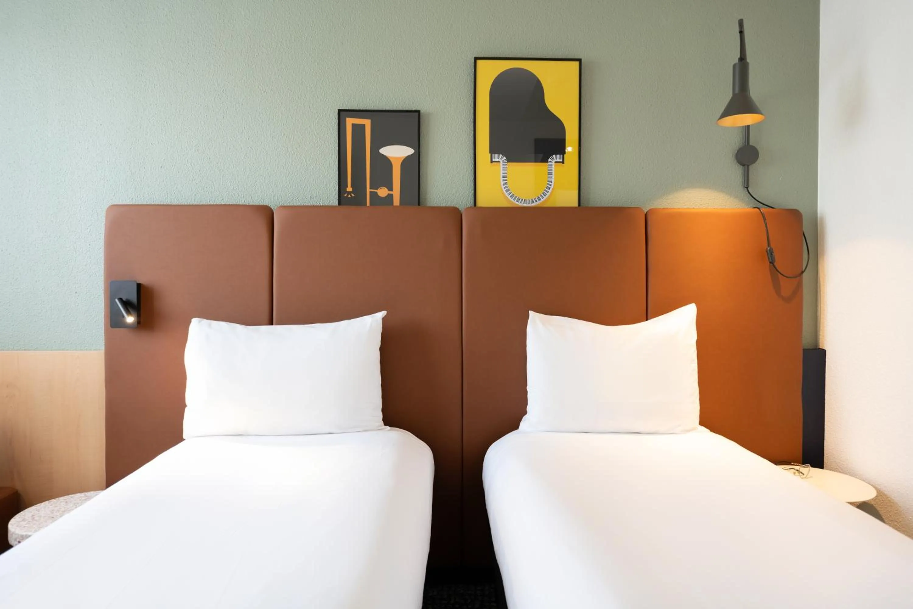 Bedroom, Bed in ibis Paris Gare de Lyon Ledru Rollin